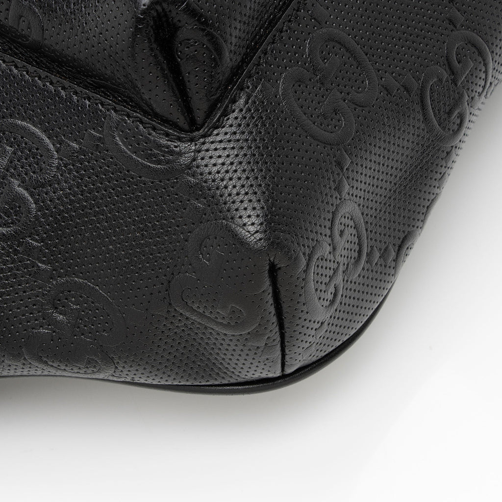Gucci Perforated Embossed Leather GG Pocket Belt Bag (SHF-TJNqCI)