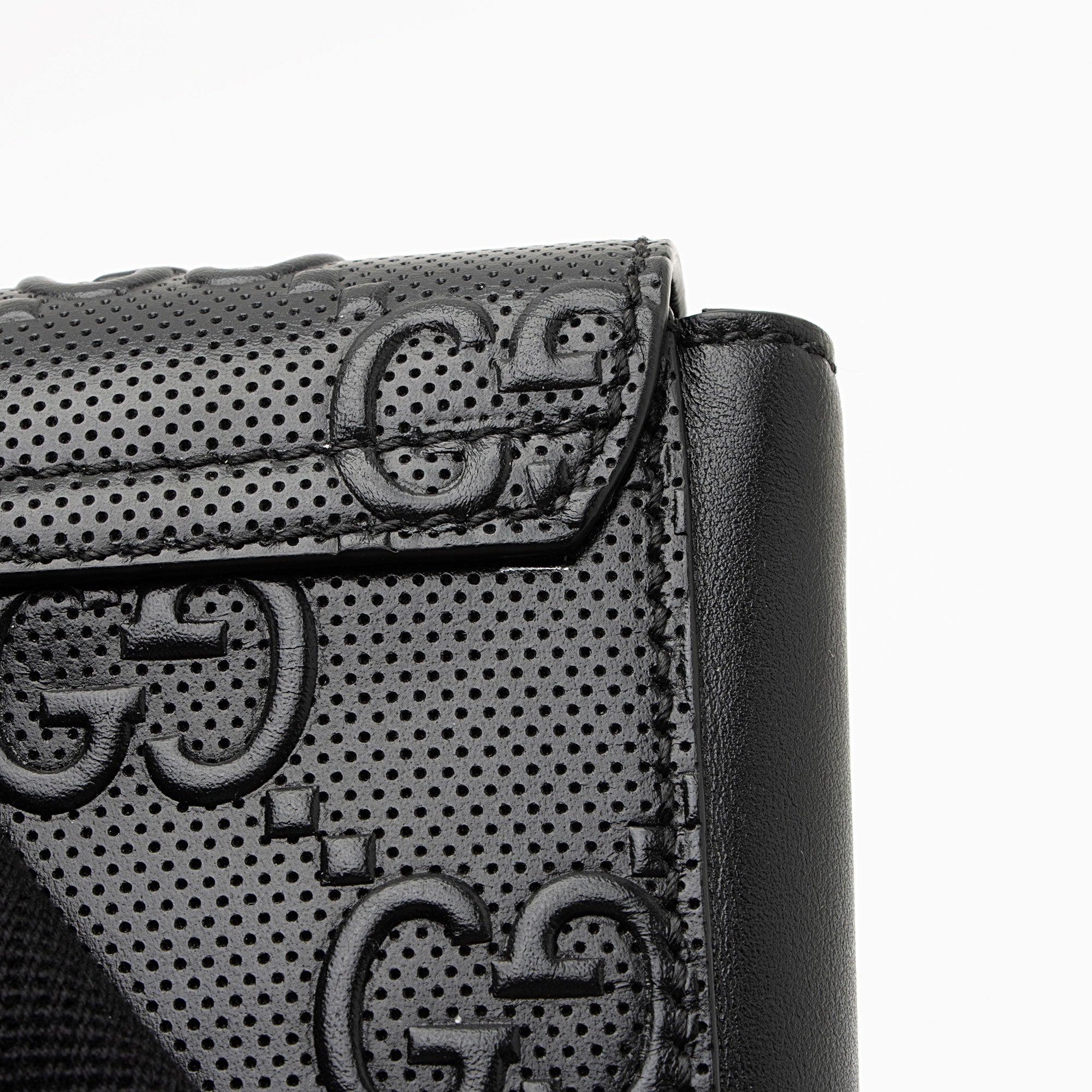 Gucci Perforated GG Embossed Double Belt Bag (SHF-rNzGhH)