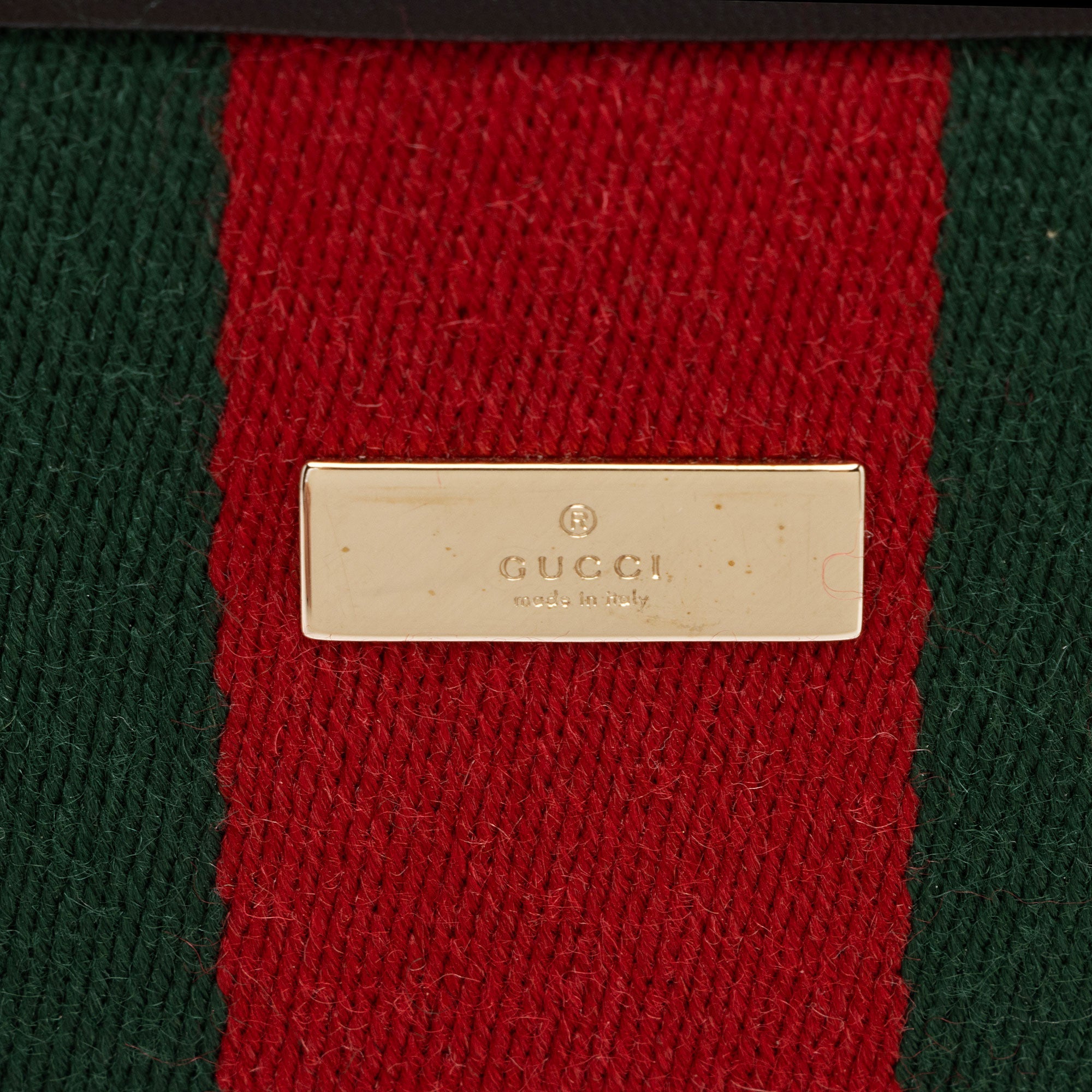Gucci Canvas Web Shoulder Bag (SHF-KhYFg1)