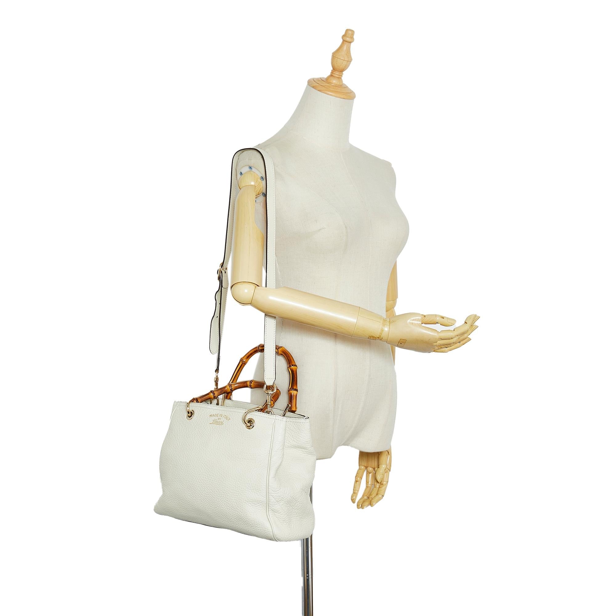 Gucci Small Bamboo Shopper (SHG-fzf4hC)