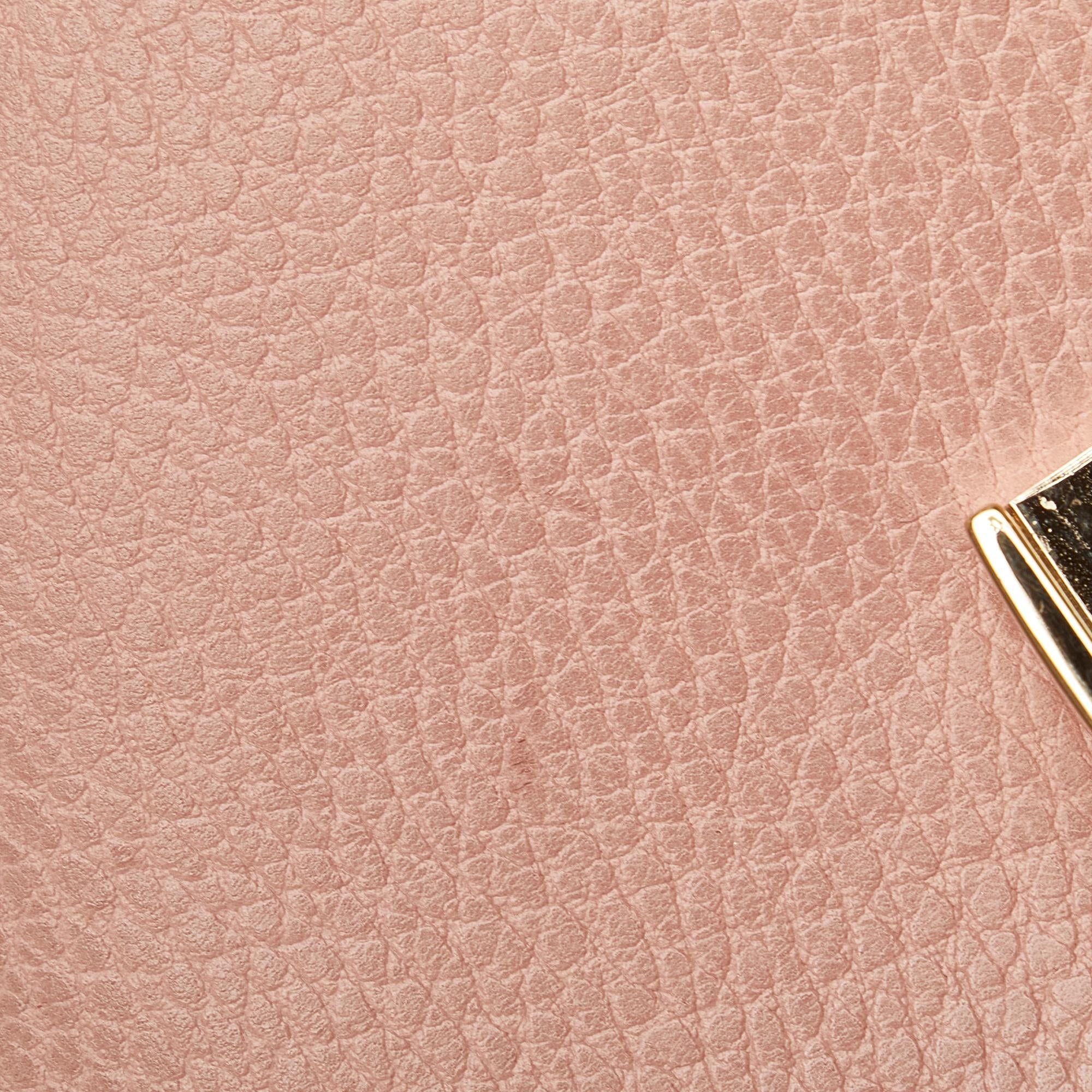 Gucci Small Dollar Calf Interlocking G Top Handle (SHG-YOtqPD)