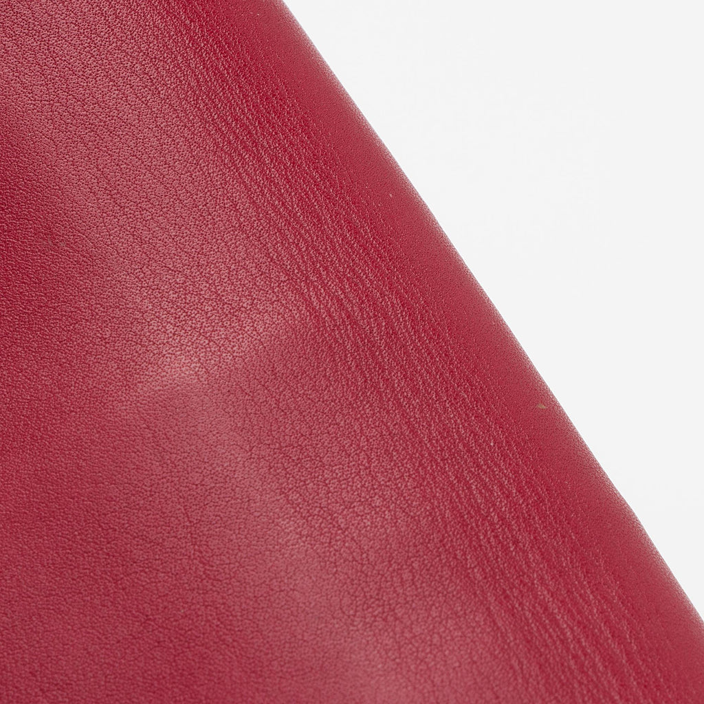Gucci Smooth Calfskin Interlocking G Wallet on Strap (SHF-poz1cn)