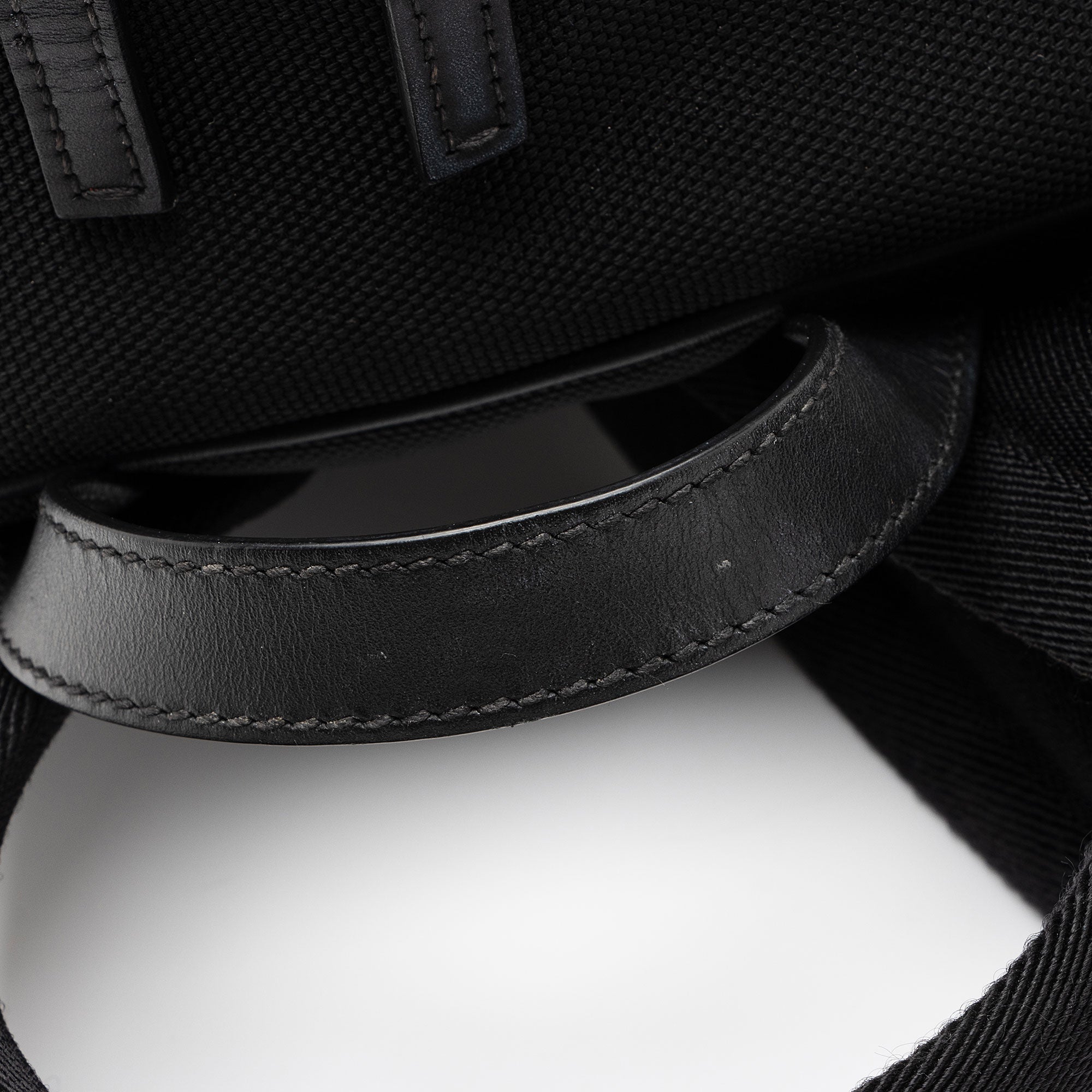 Gucci Techno Canvas Web Backpack (SHF-sknsmd)