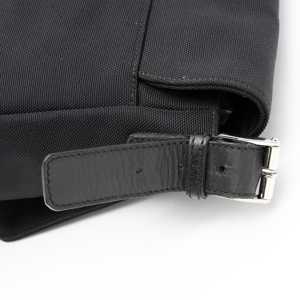 Gucci Techno Canvas Web Strap Flap Messenger (SHF-fSJ95Q)