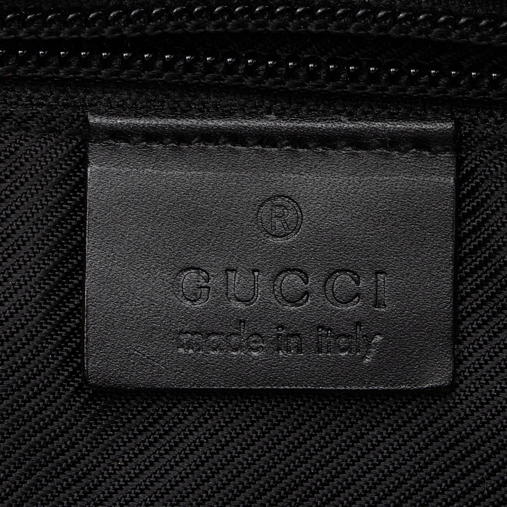 Gucci Vintage GG Canvas Messenger (SHF-jzVt7I)
