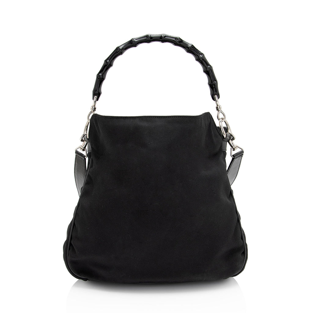Gucci Vintage Nylon Bamboo Hobo (SHF-4WRjjt)