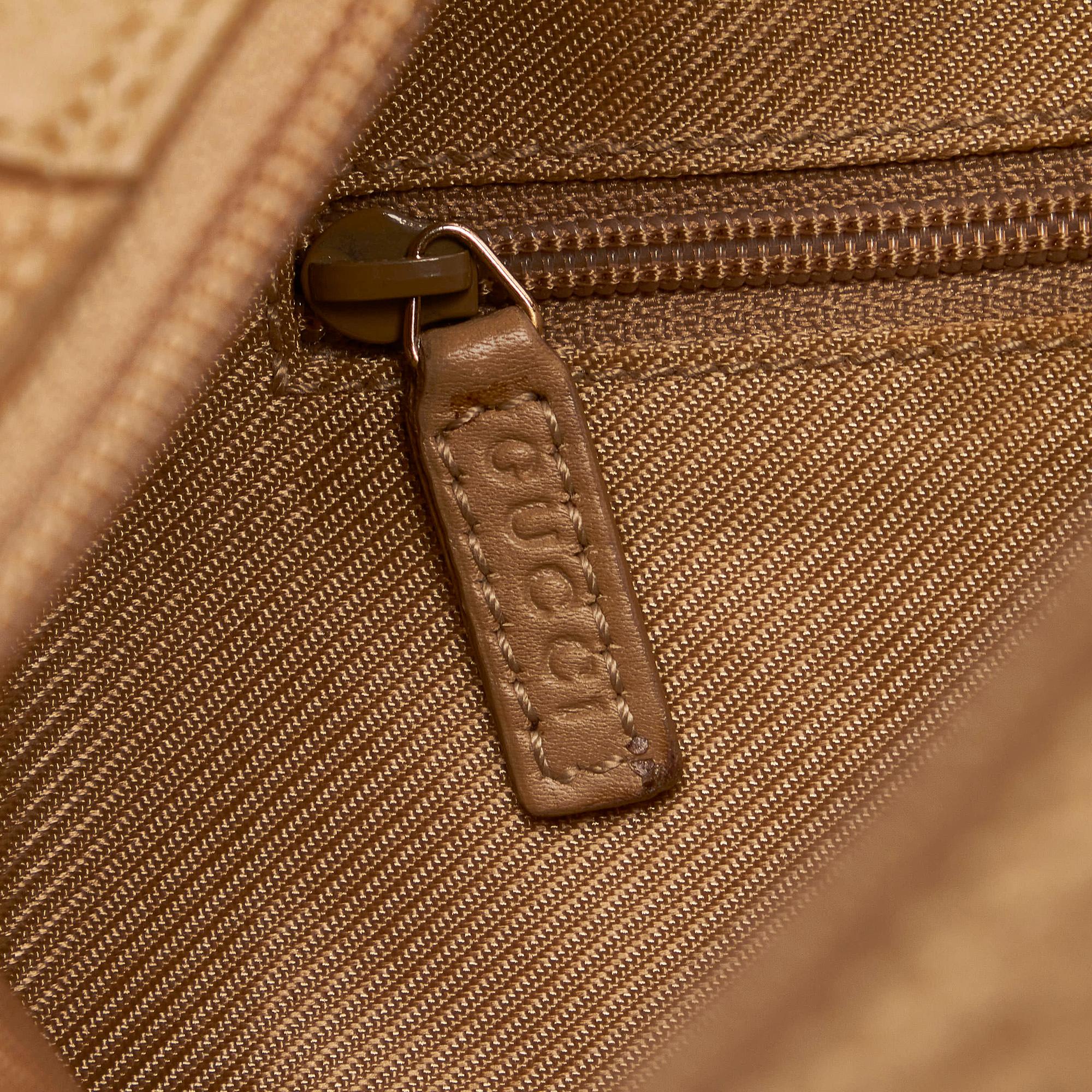 Gucci Vintage Square G Canvas Shoulder Bag (SHG-37623)