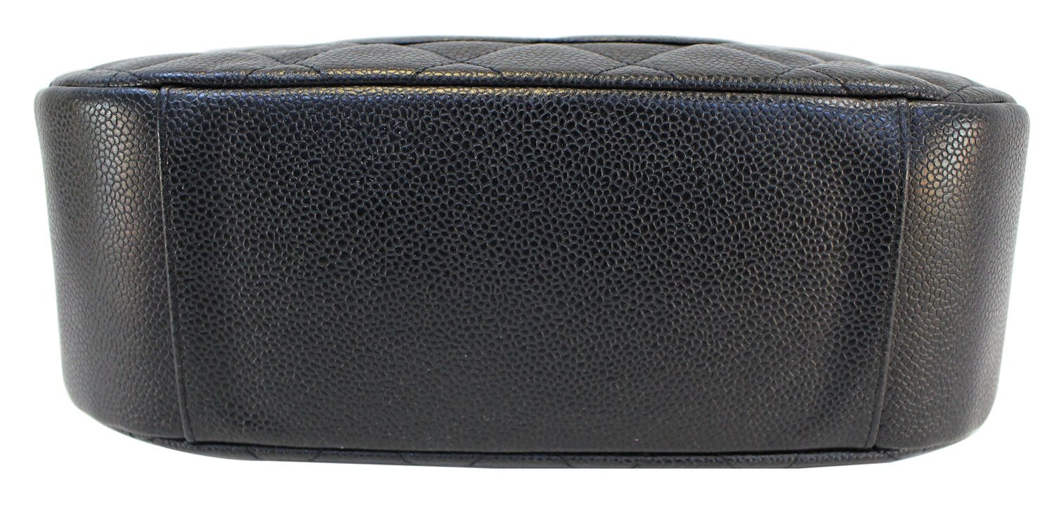 Chanel Shoulder Bag - CHANEL Sac Divers Caviar Large Handbag