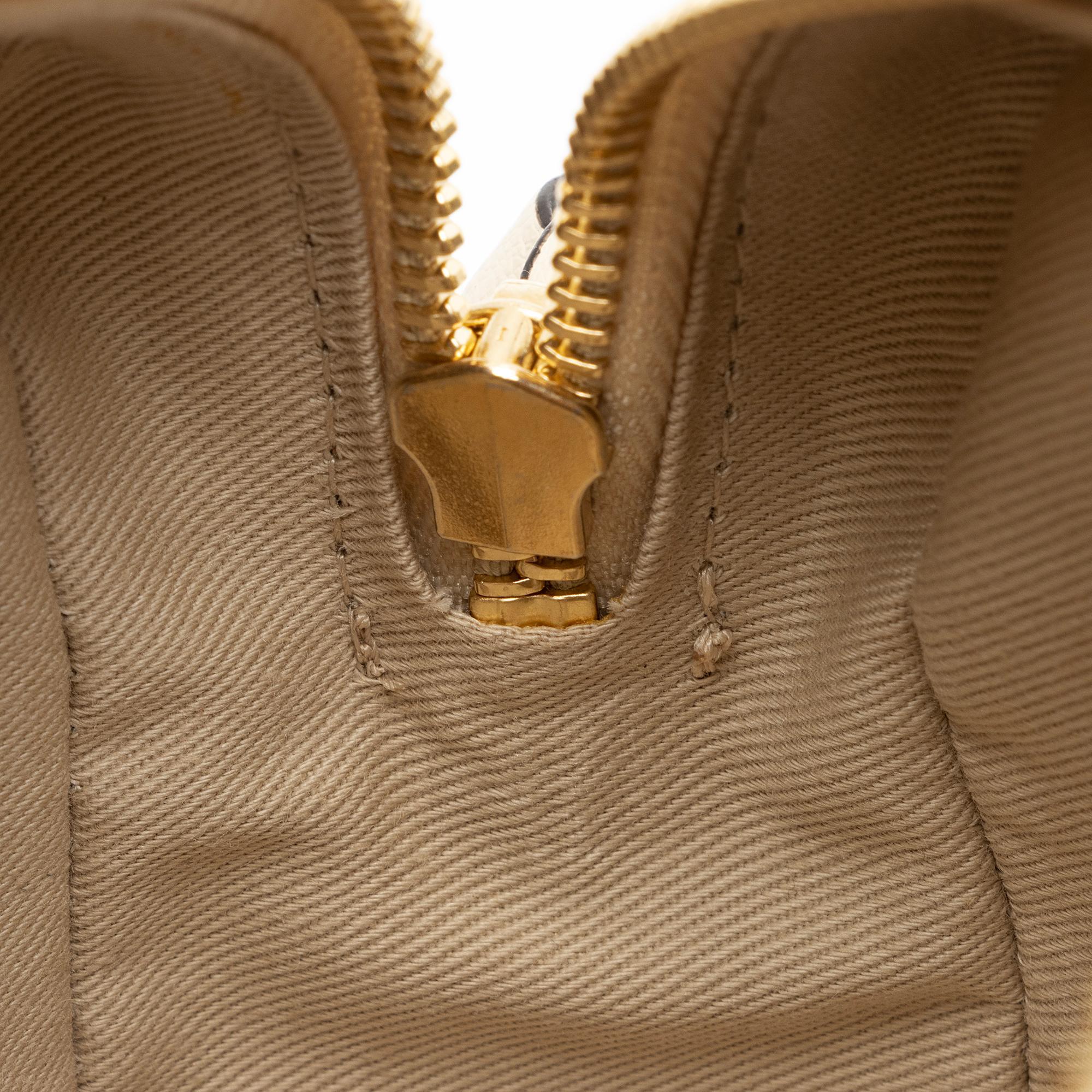 Jimmy Choo Calfskin JC Emblem Camera Bag (SHF-Nj6YTX)