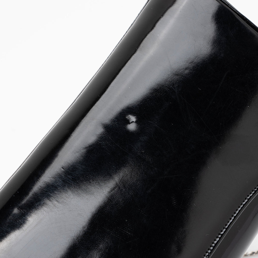 Judith Leiber Patent Leather Crystal Turnlock Clutch (SHF-D1Or7j)