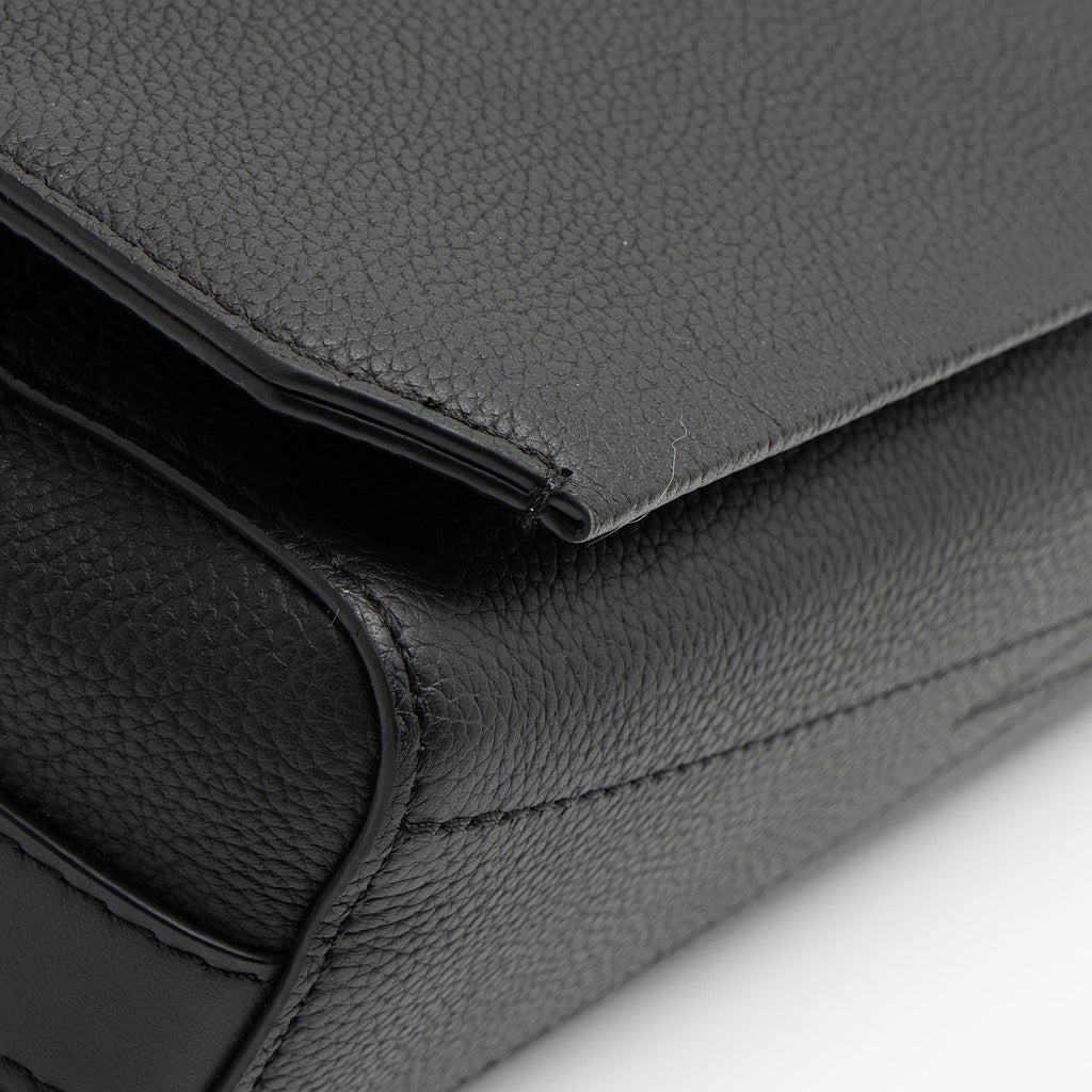 Louis Vuitton Calfskin Aerogram Takeoff Messenger