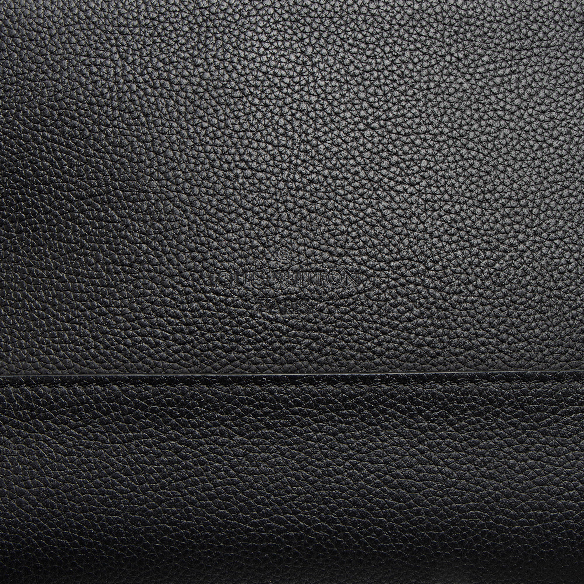 Louis Vuitton Calfskin Aerogram Takeoff Messenger