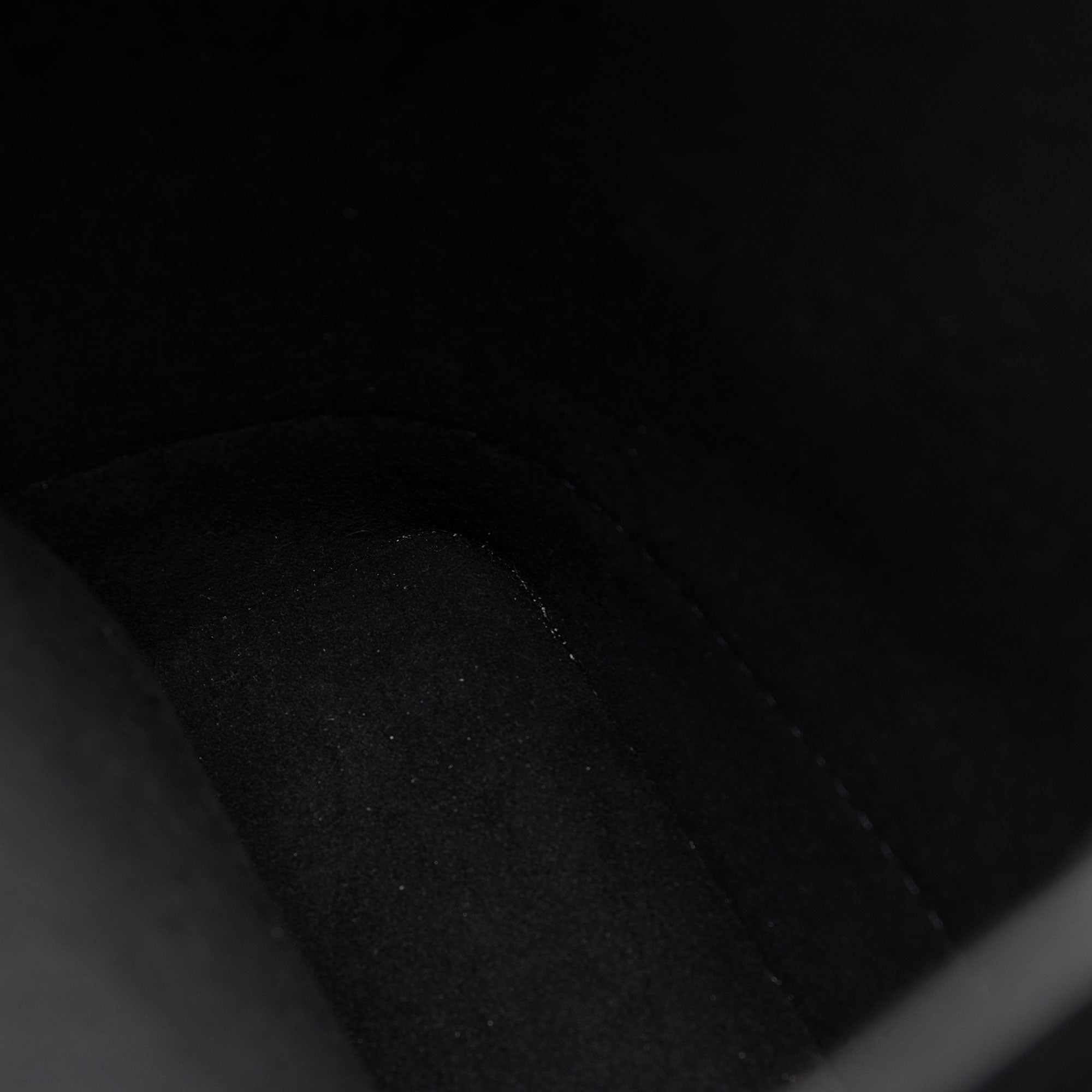 Louis Vuitton Calfskin Lockme Backpack (SHF-zVEB4r)