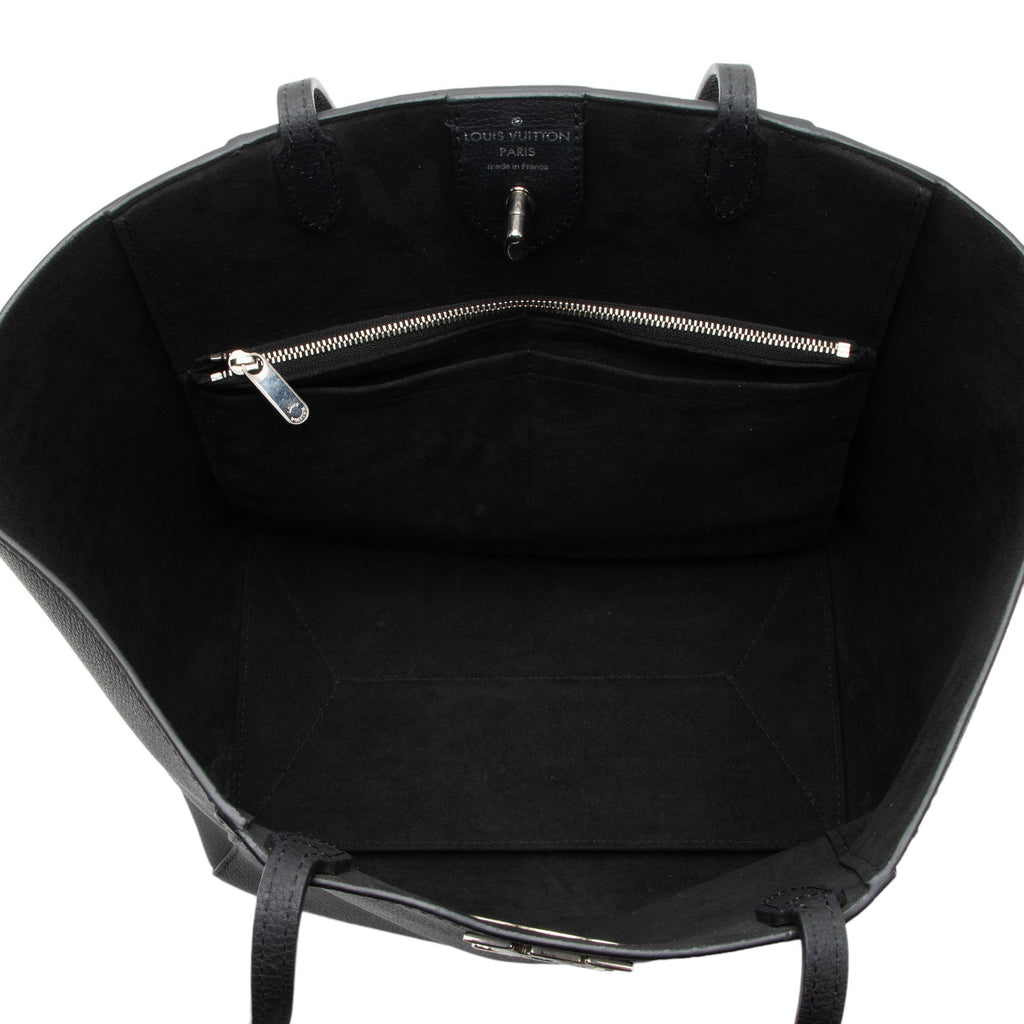 Louis Vuitton Calfskin Lockme Cabas Tote (SHF-7iUW7Z)