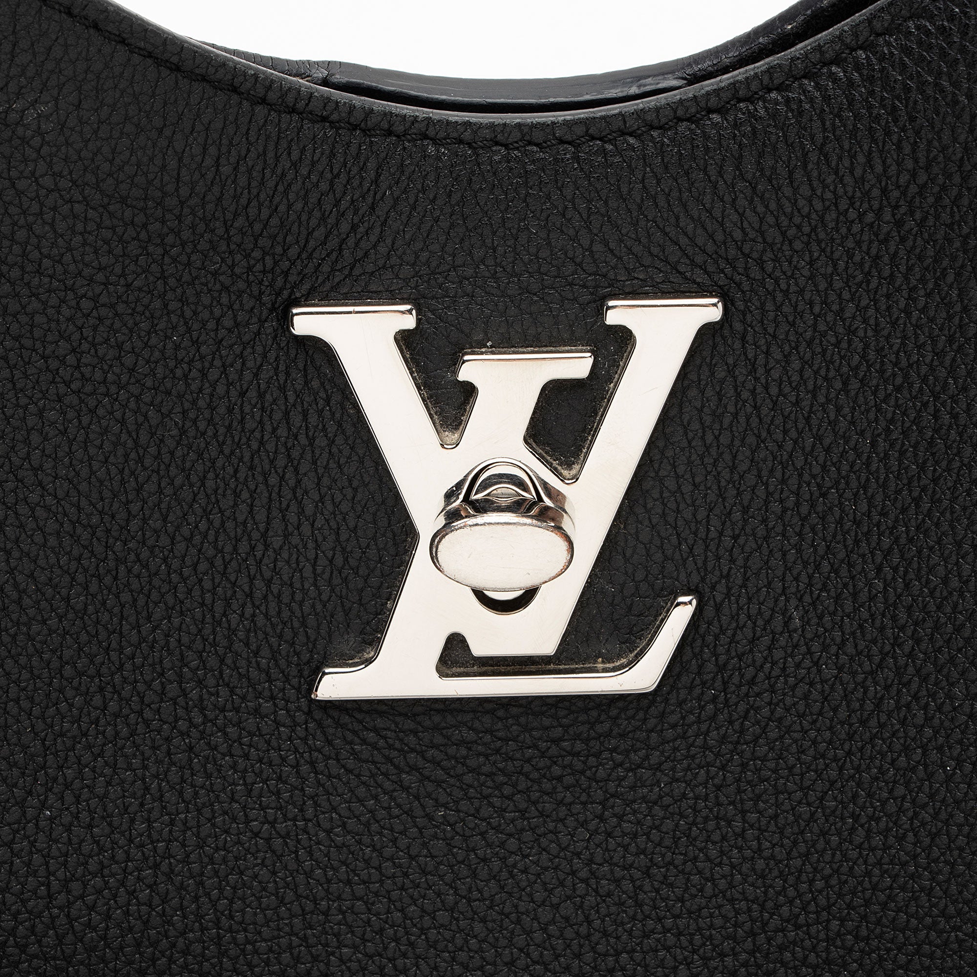Louis Vuitton Calfskin Lockme Hobo (SHF-7tQkNs)