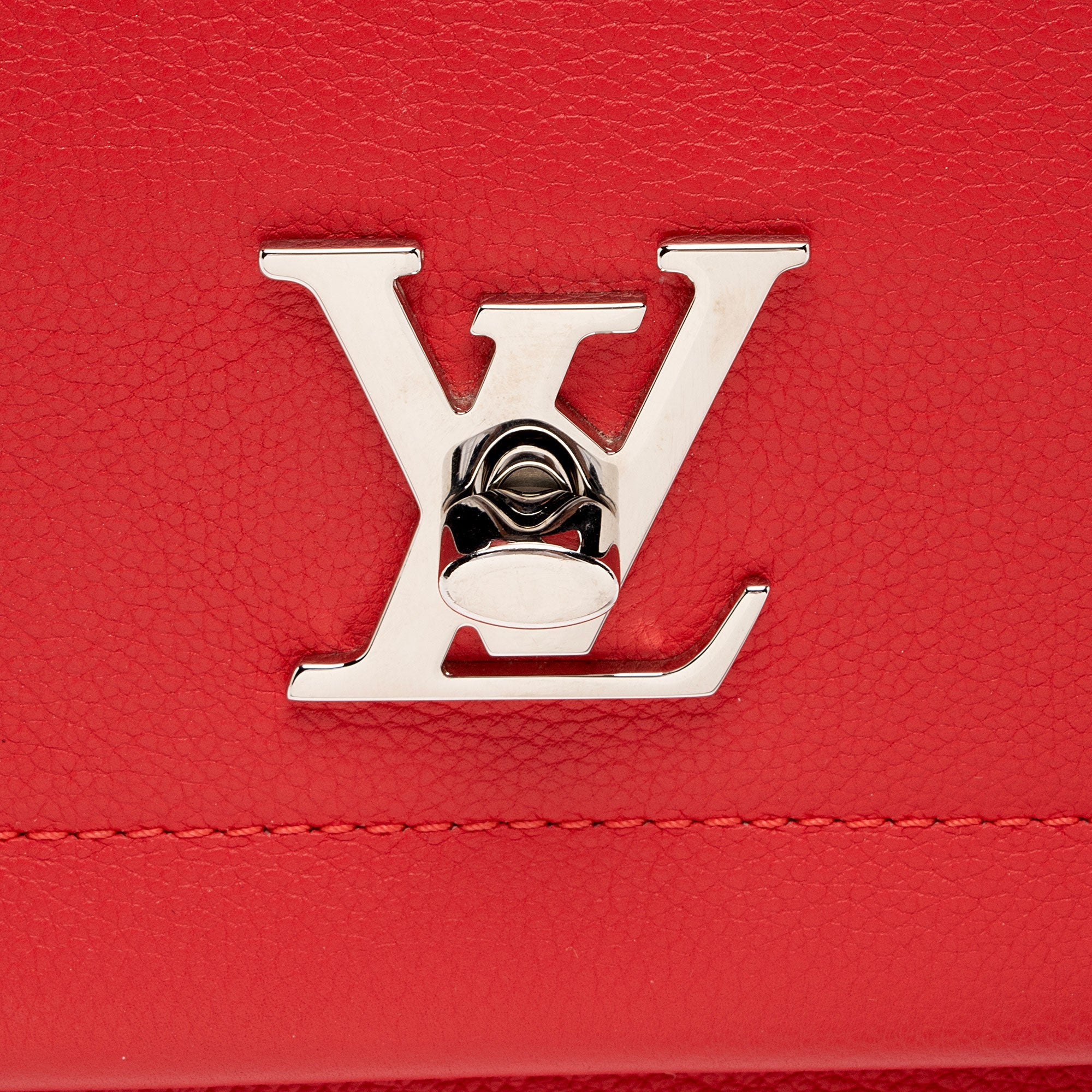 Louis Vuitton Calfskin Lockme II Satchel (SHF-0LzCcY)