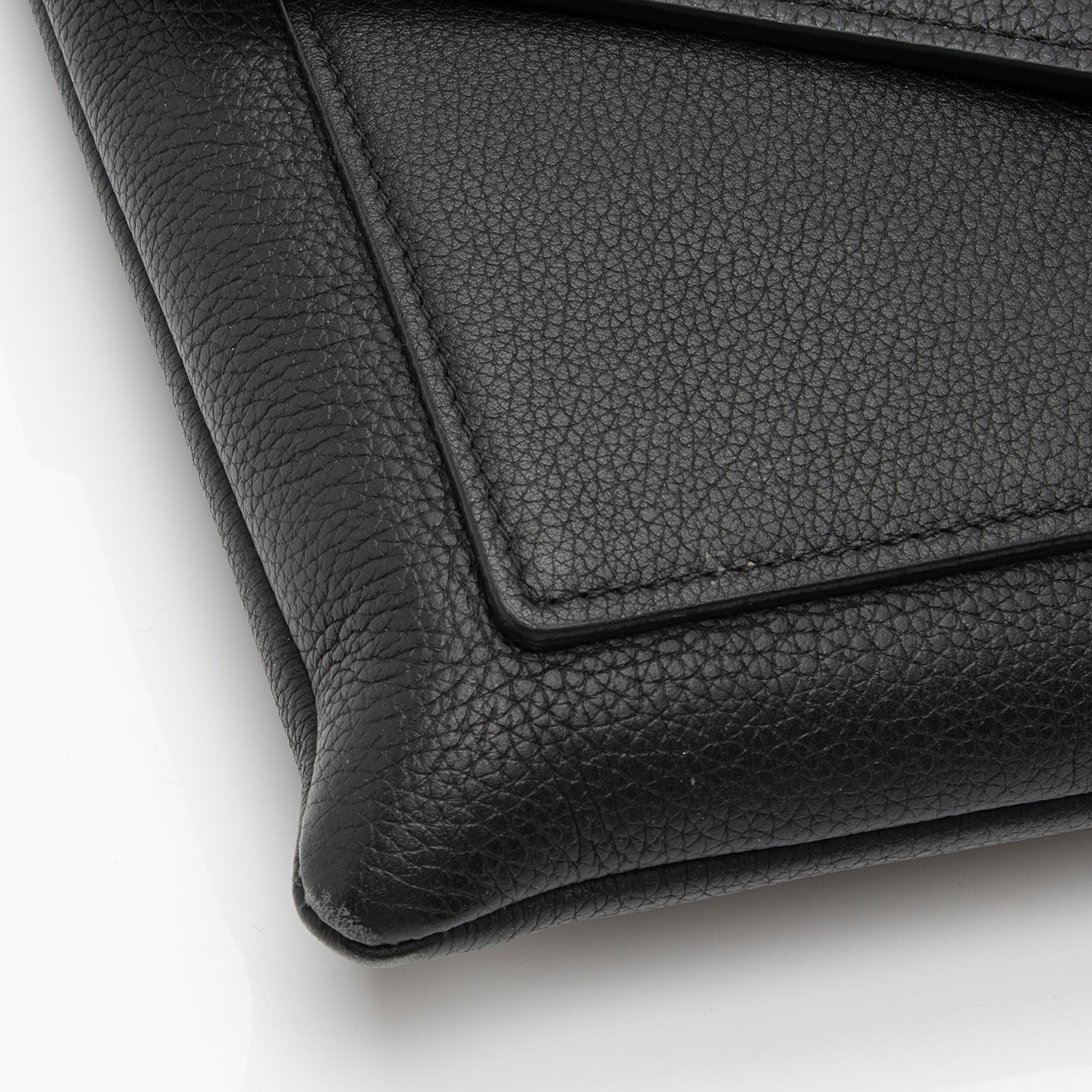 Louis Vuitton Calfskin Mylockme Pochette (SHF-RXPefe)