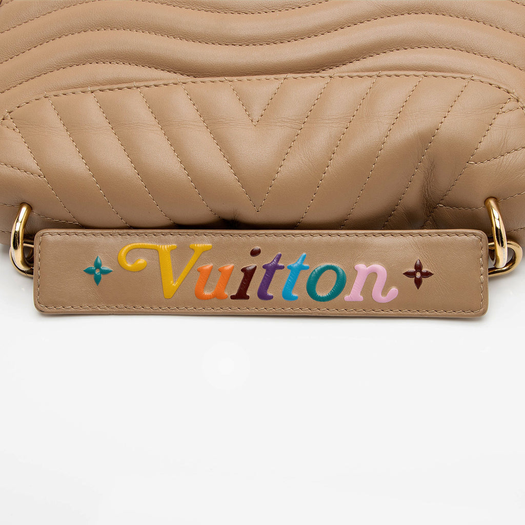 Louis Vuitton Calfskin New Wave Chain MM Shoulder Bag  - FINAL SALE (SHF-BC4Bgk)