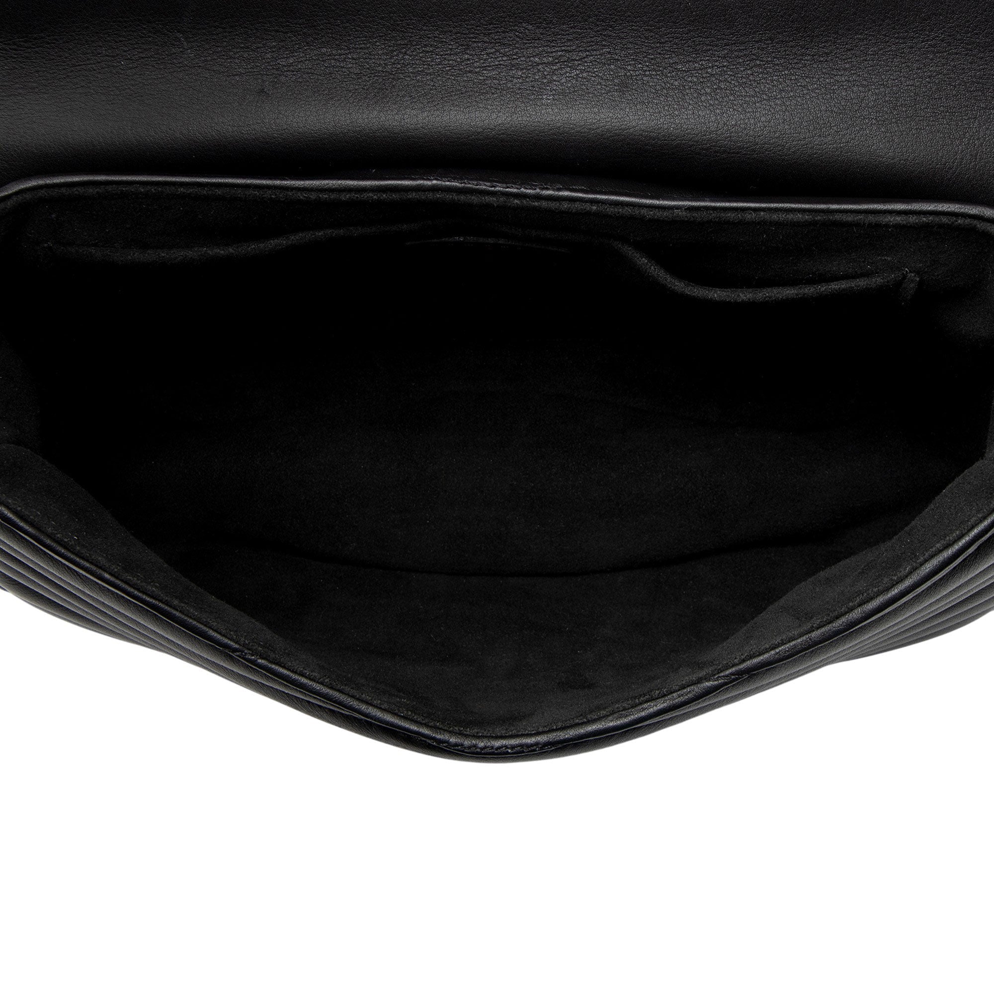 Louis Vuitton Calfskin New Wave Chain MM Shoulder Bag