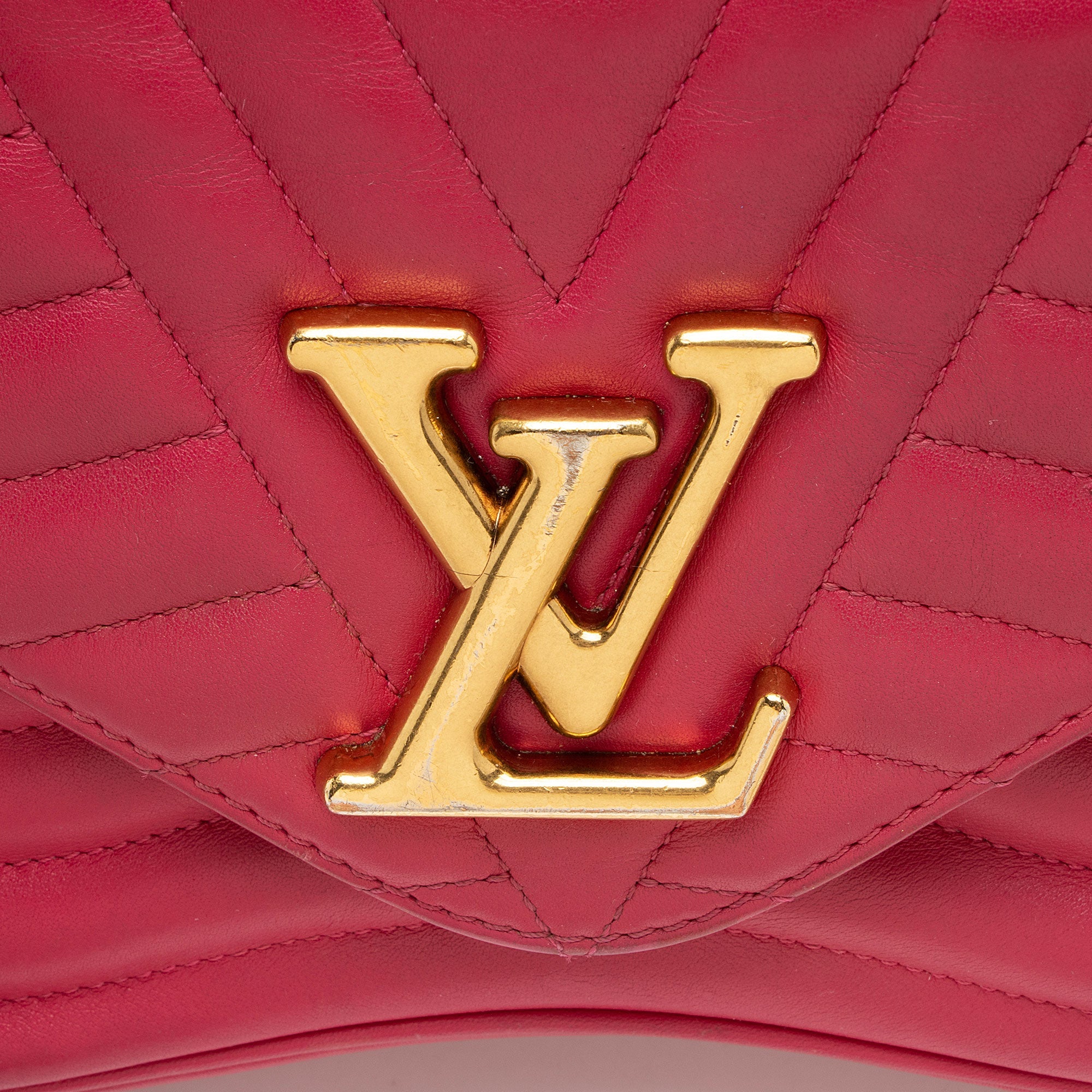 Louis Vuitton Calfskin New Wave Chain MM Shoulder Bag