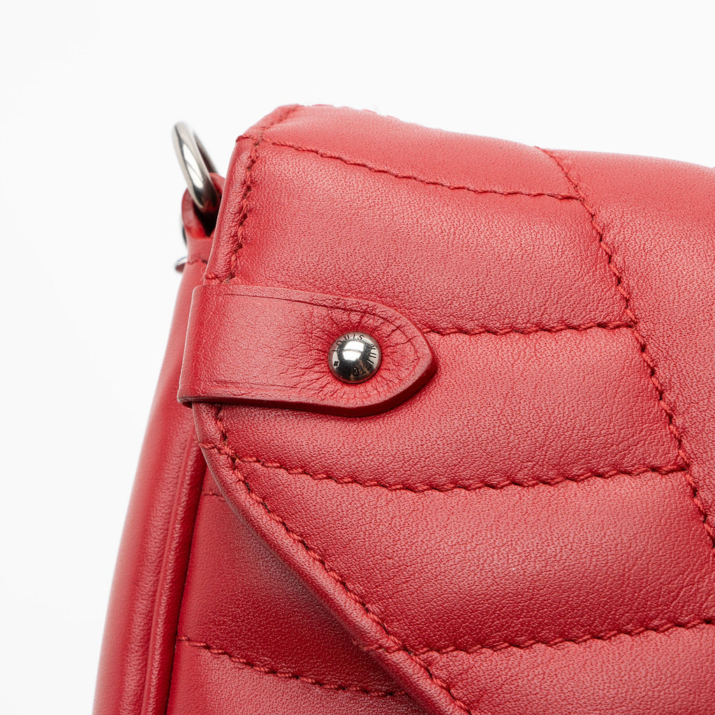 Louis Vuitton Calfskin New Wave Chain Pochette