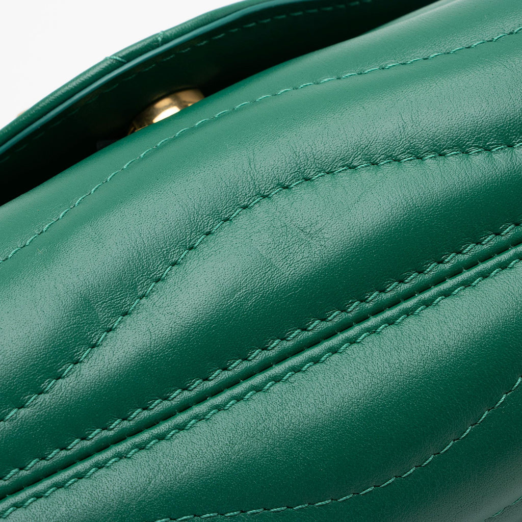 Louis Vuitton Calfskin New Wave GM Chain Bag (SHF-REaIr8)