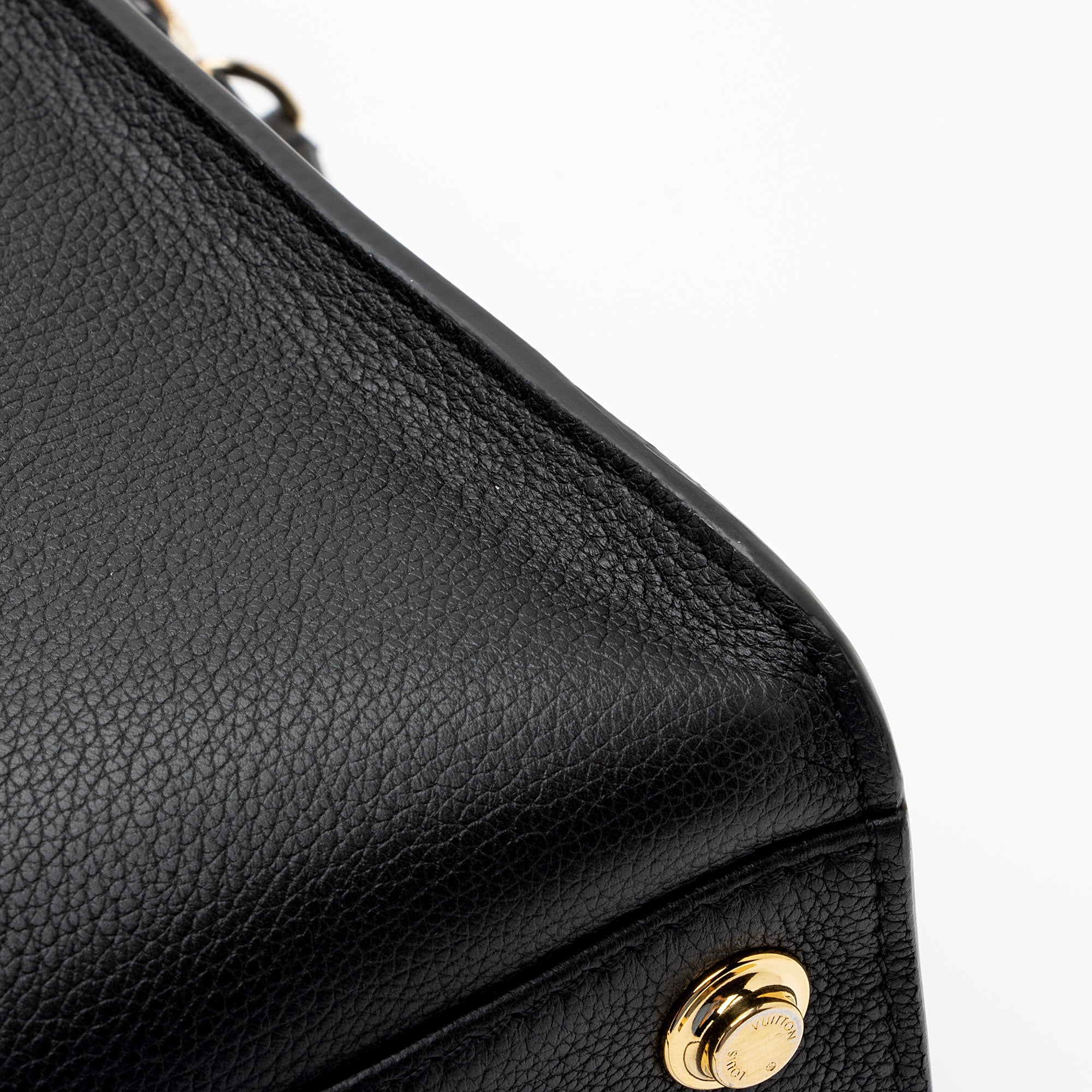Louis Vuitton Calfskin Tufted Monogram Canvas On My Side MM Tote (SHF-rALkar)