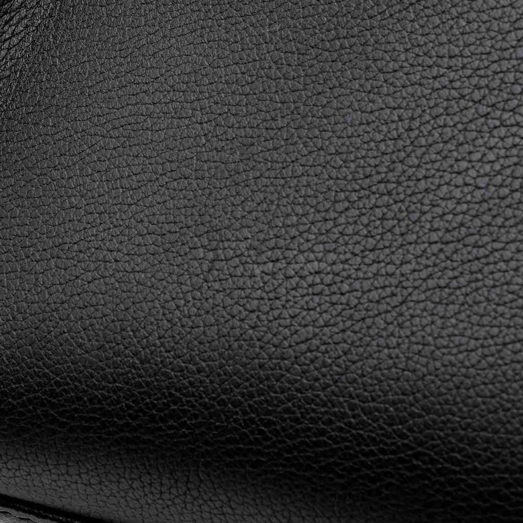 Louis Vuitton Calfskin Tufted Monogram Canvas On My Side MM Tote (SHF-rALkar)