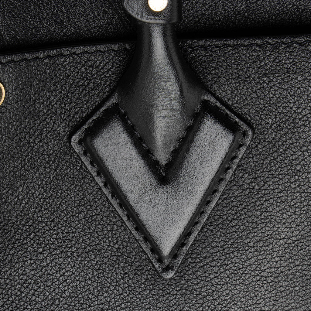 Louis Vuitton Calfskin Tufted Monogram Canvas On My Side MM Tote (SHF-bIbven)