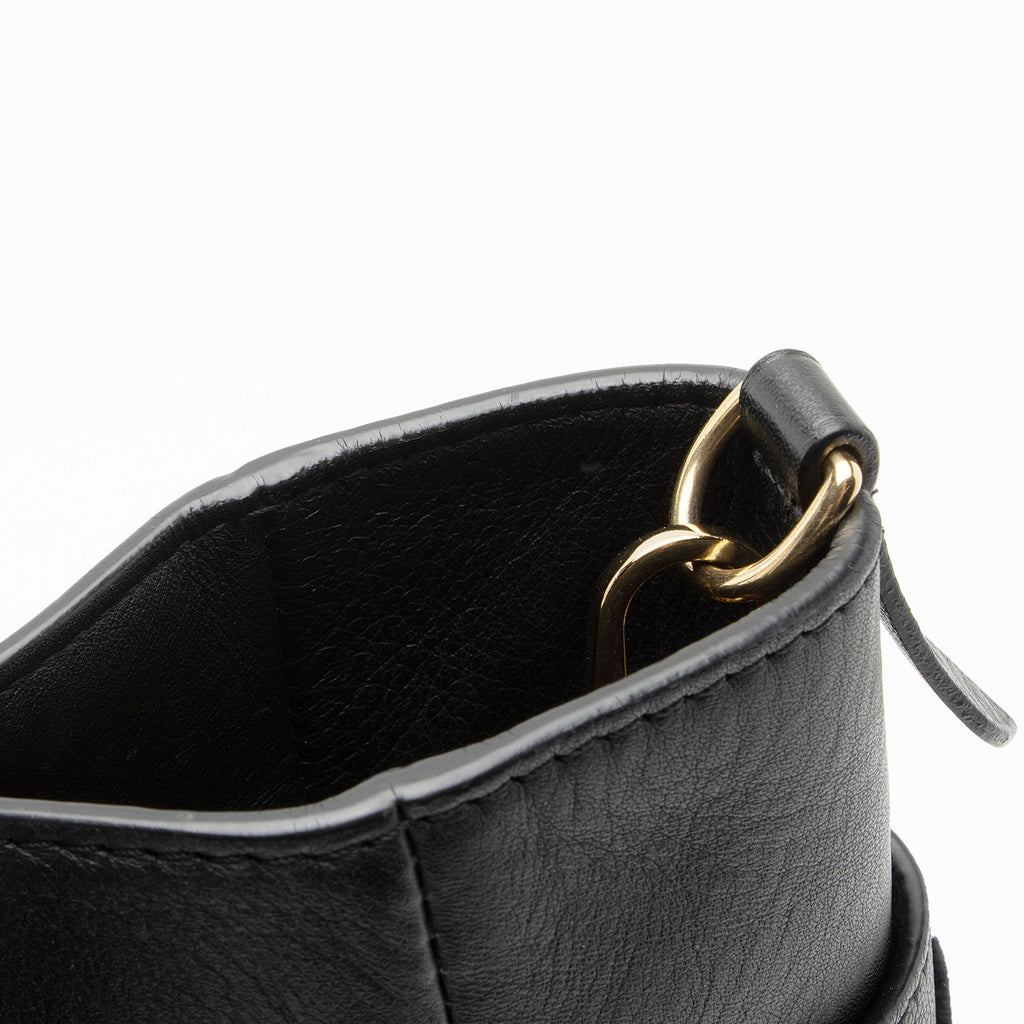 Louis Vuitton Calfskin Tufted Monogram Canvas On My Side MM Tote (SHF-bIbven)