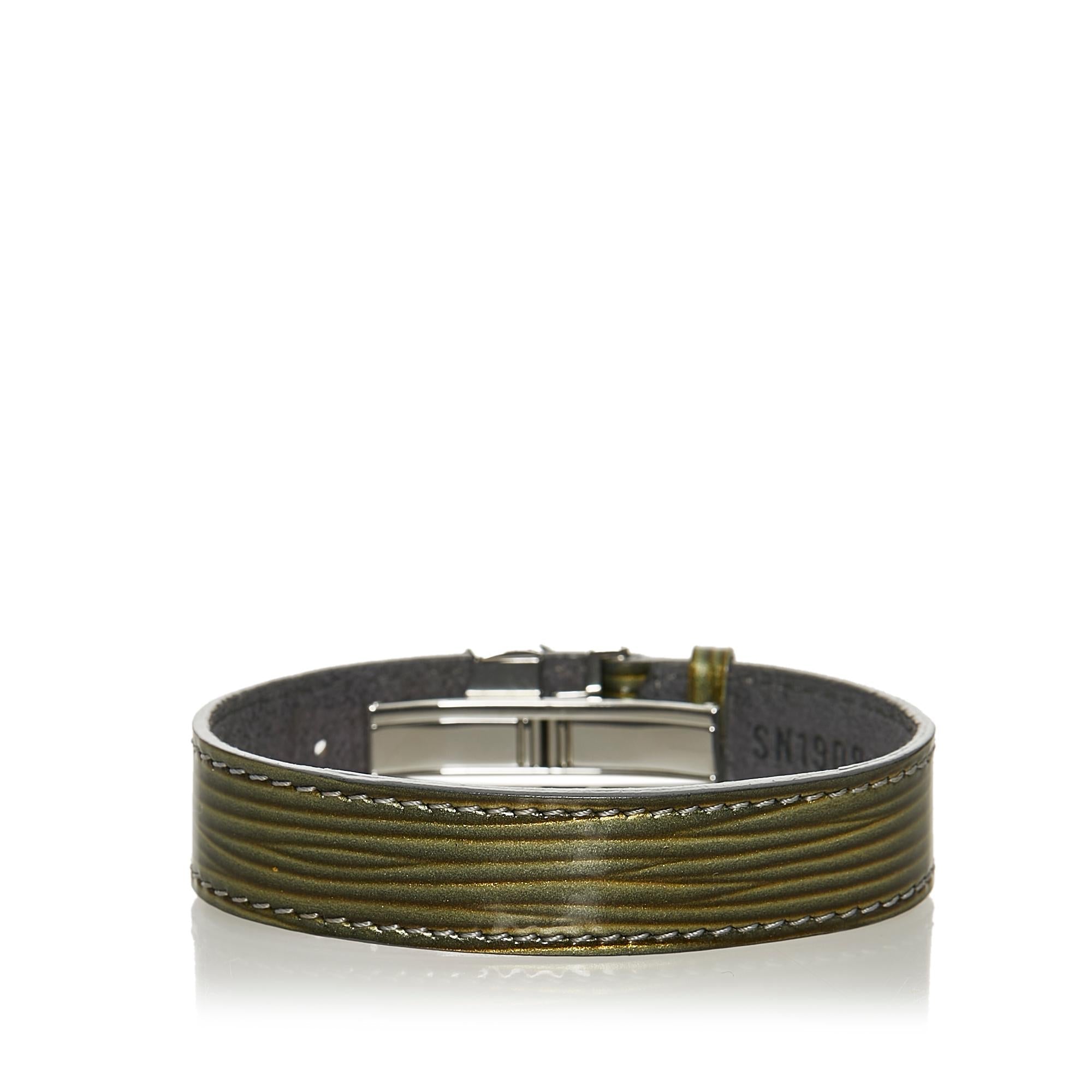 Louis Vuitton Cyber Epi Good Luck Bracelet (SHG-31027)