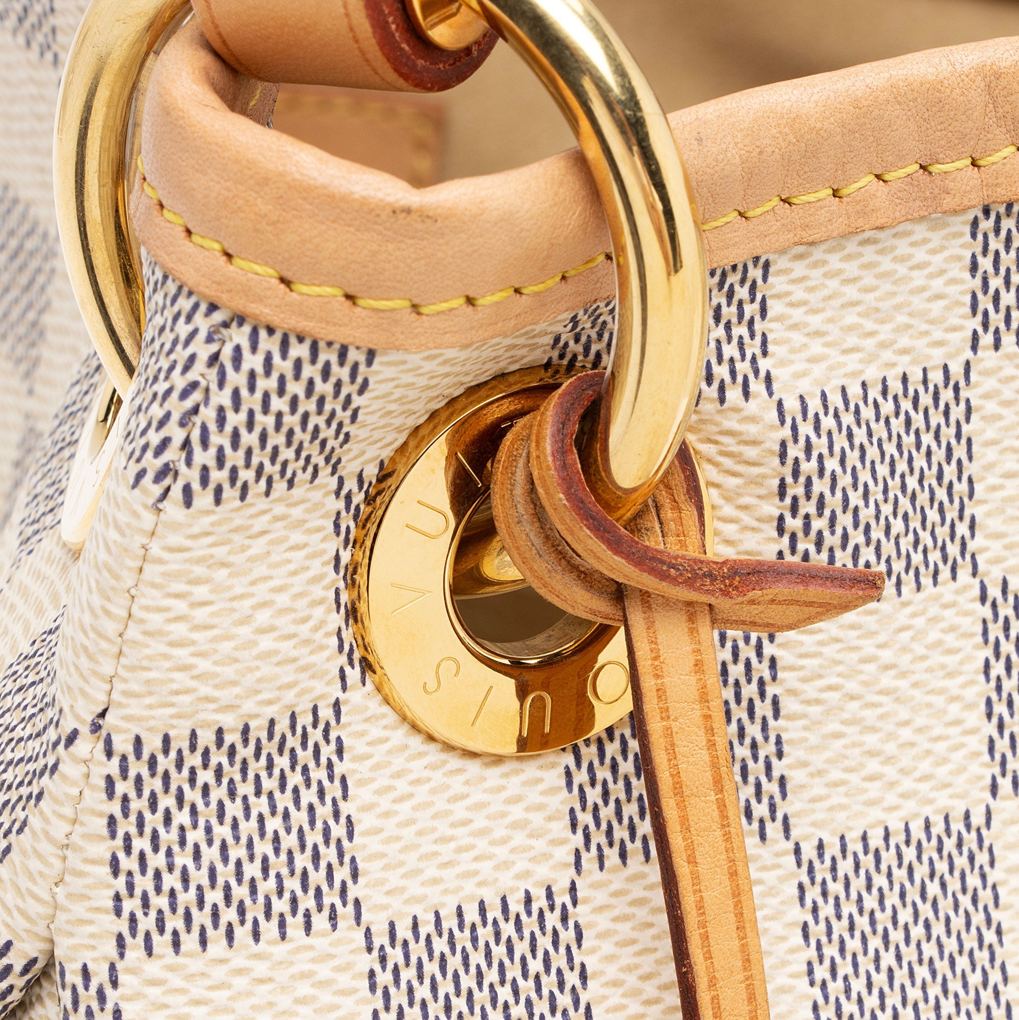Louis Vuitton Damier Azur Artsy MM Shoulder Bag (SHF-t0GOGi)