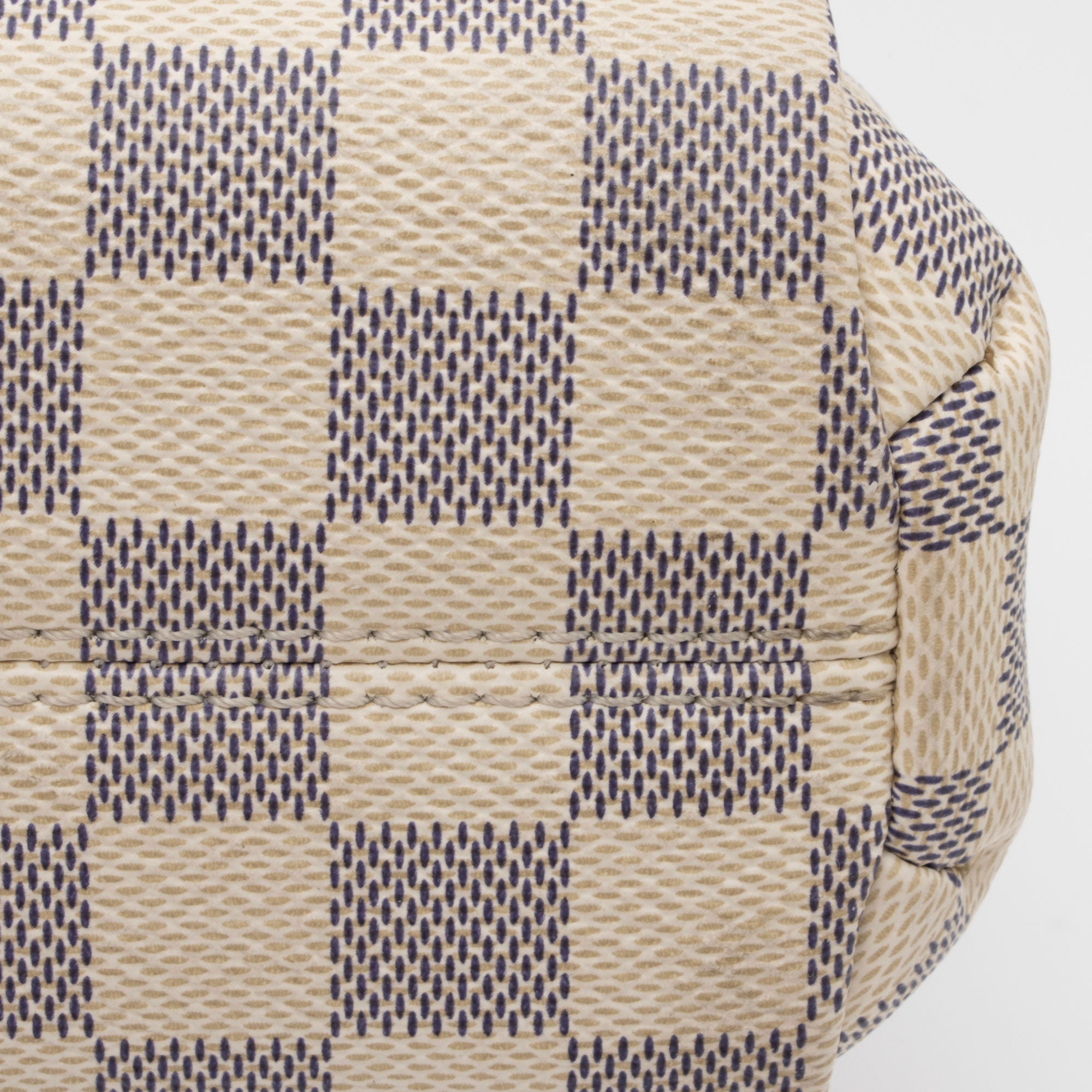 Louis Vuitton Damier Azur Croisette Shoulder Bag (SHF-WhCBUZ)