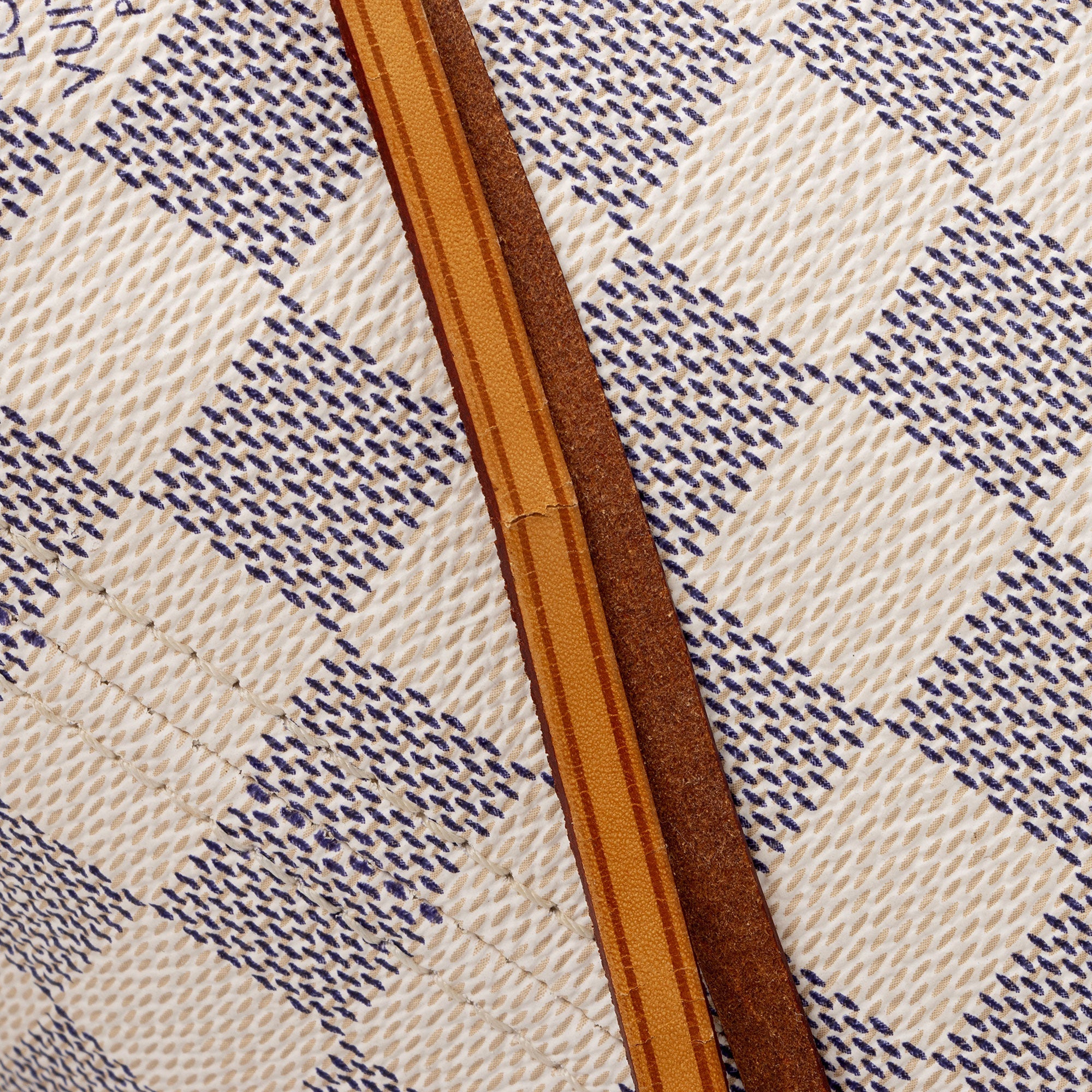 Louis Vuitton Damier Azur Neverfull GM Tote (SHF-mCl4xz)