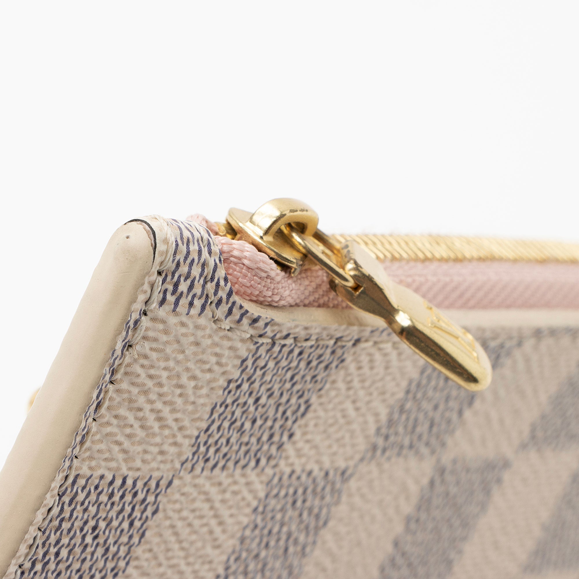 Louis Vuitton Damier Azur Neverfull MM Pochette (SHF-EicqCf)