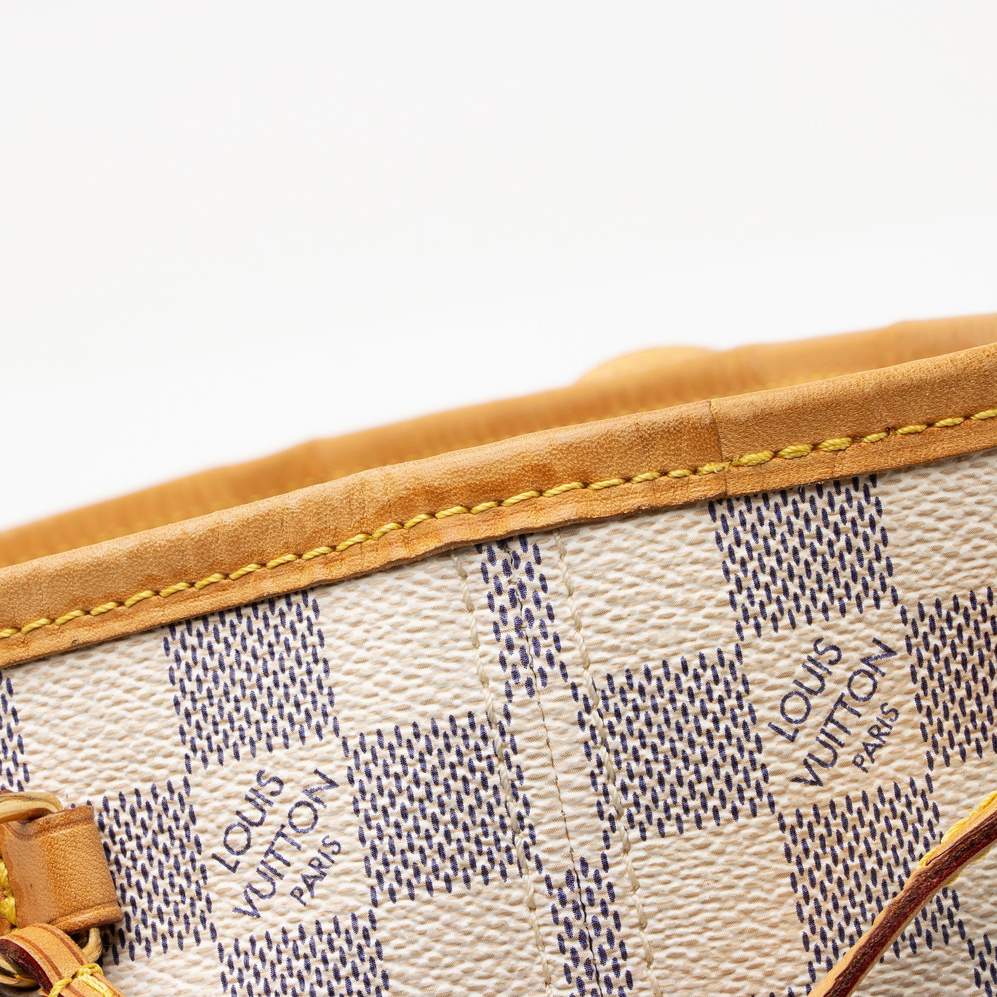 Louis Vuitton Damier Azur Neverfull PM Tote (SHF-J4KzAC)