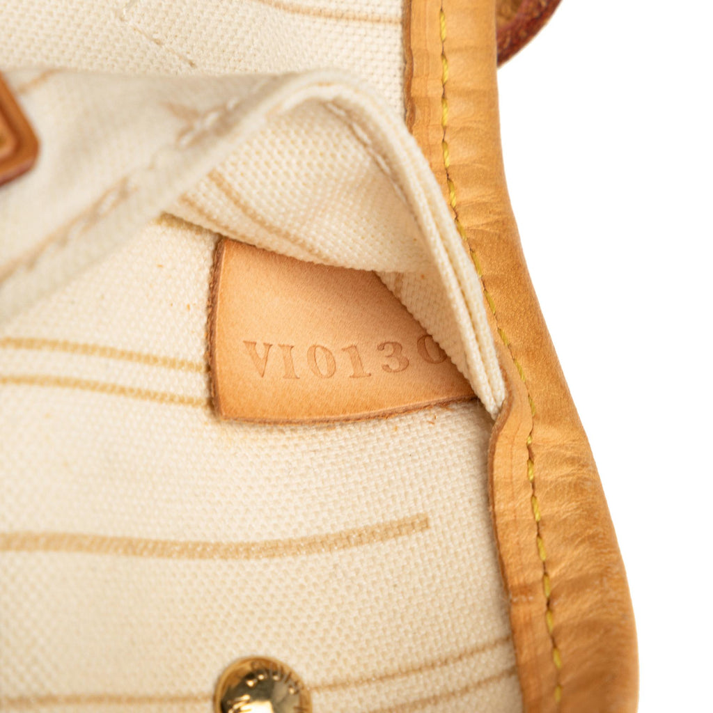 Louis Vuitton Damier Azur Neverfull PM (SHG-JeBr2j)