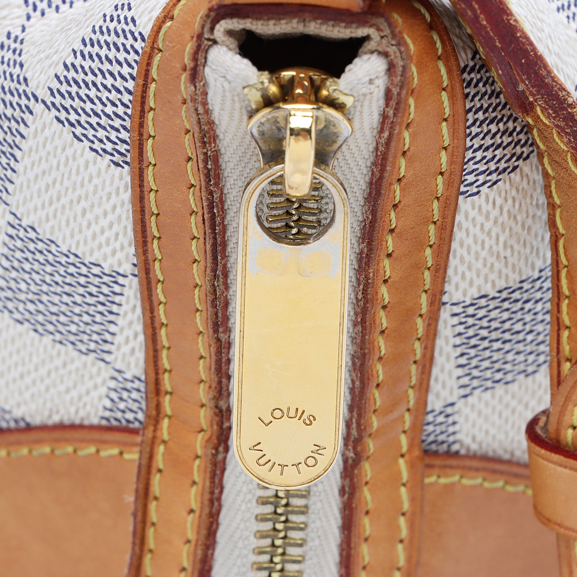Louis Vuitton Damier Azur Siracusa PM Shoulder Bag (SHF-6FtYE4)