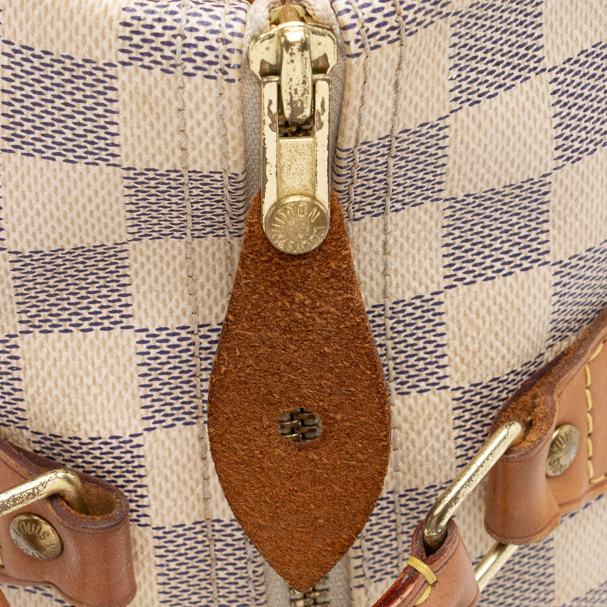 Louis Vuitton Damier Azur Speedy 30 Satchel (SHF-bV6e4O)