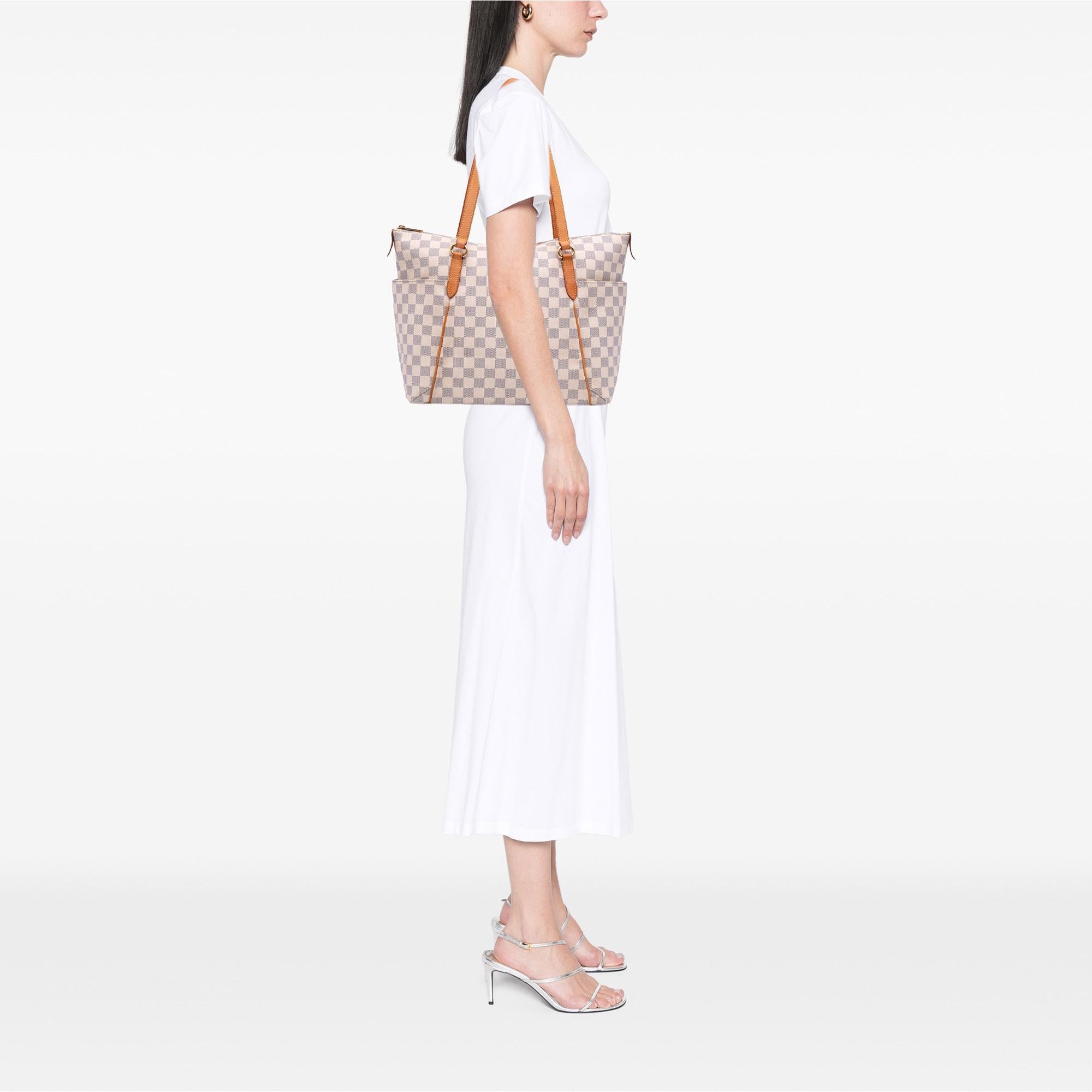 Louis Vuitton Damier Azur Totally MM