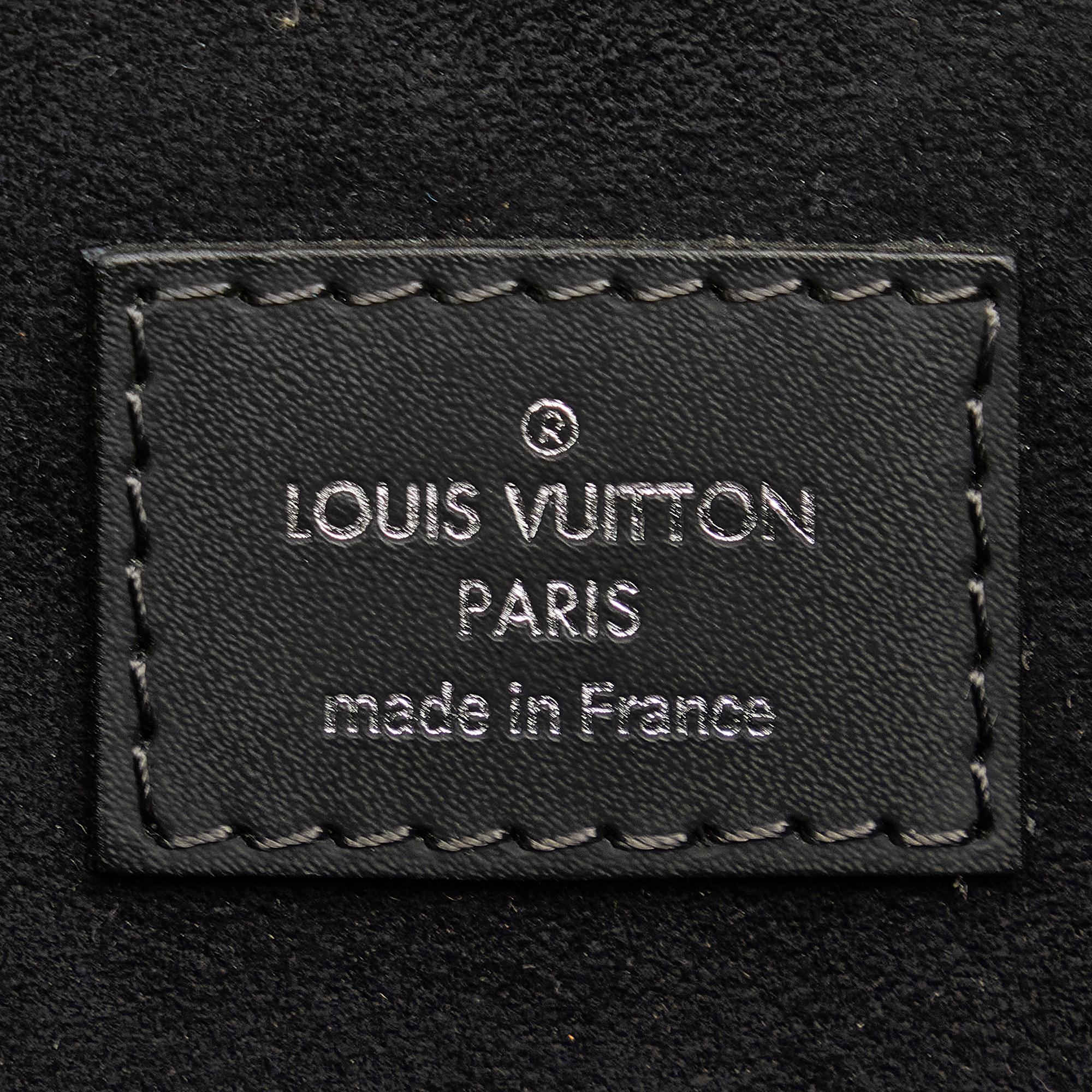 Louis Vuitton Damier Cobalt Greenwich Messenger (SHG-oQgFX8)