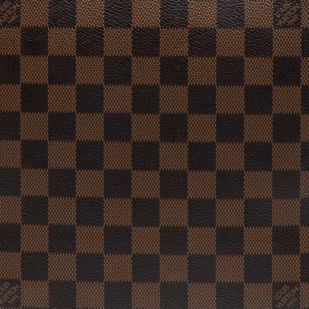 Louis Vuitton Damier Ebene District MM