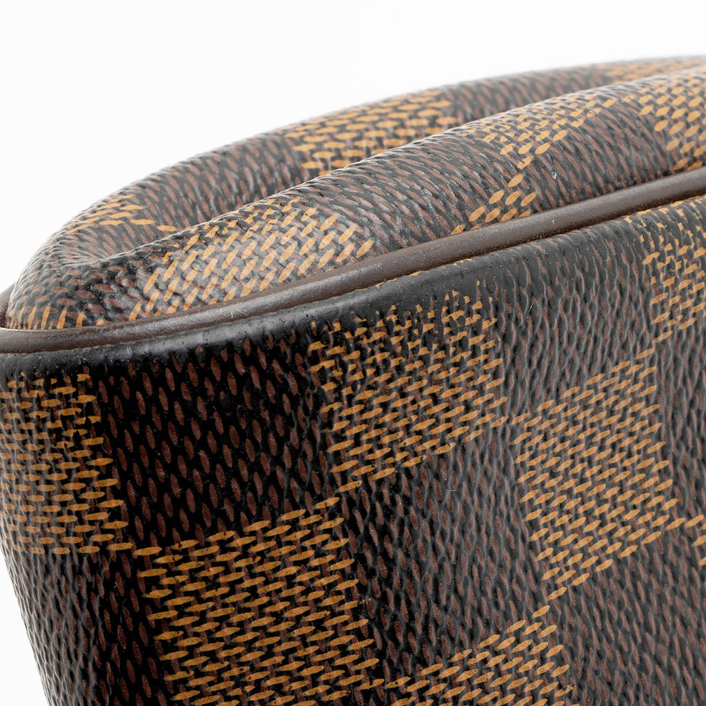 Louis Vuitton Damier Ebene Eva Clutch
