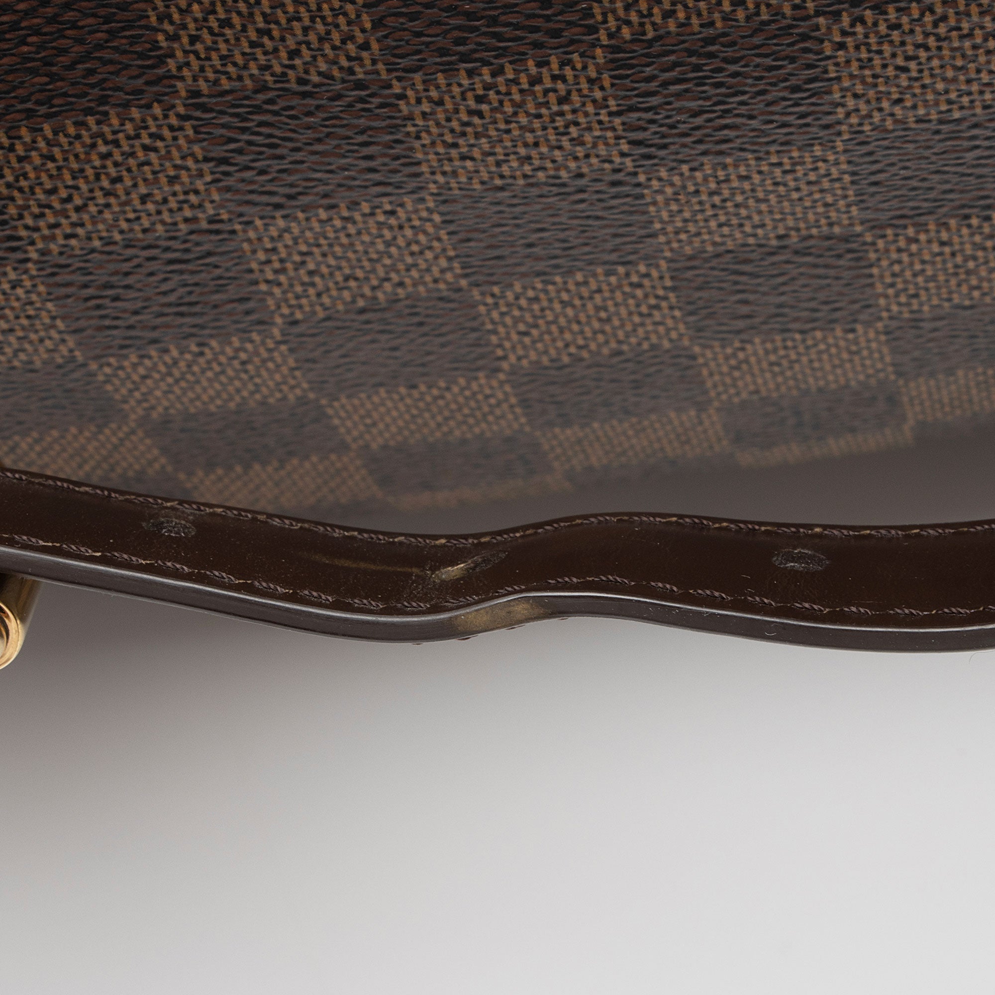 Louis Vuitton Damier Ebene Evora MM Shoulder Bag (SHF-iUlOcy)