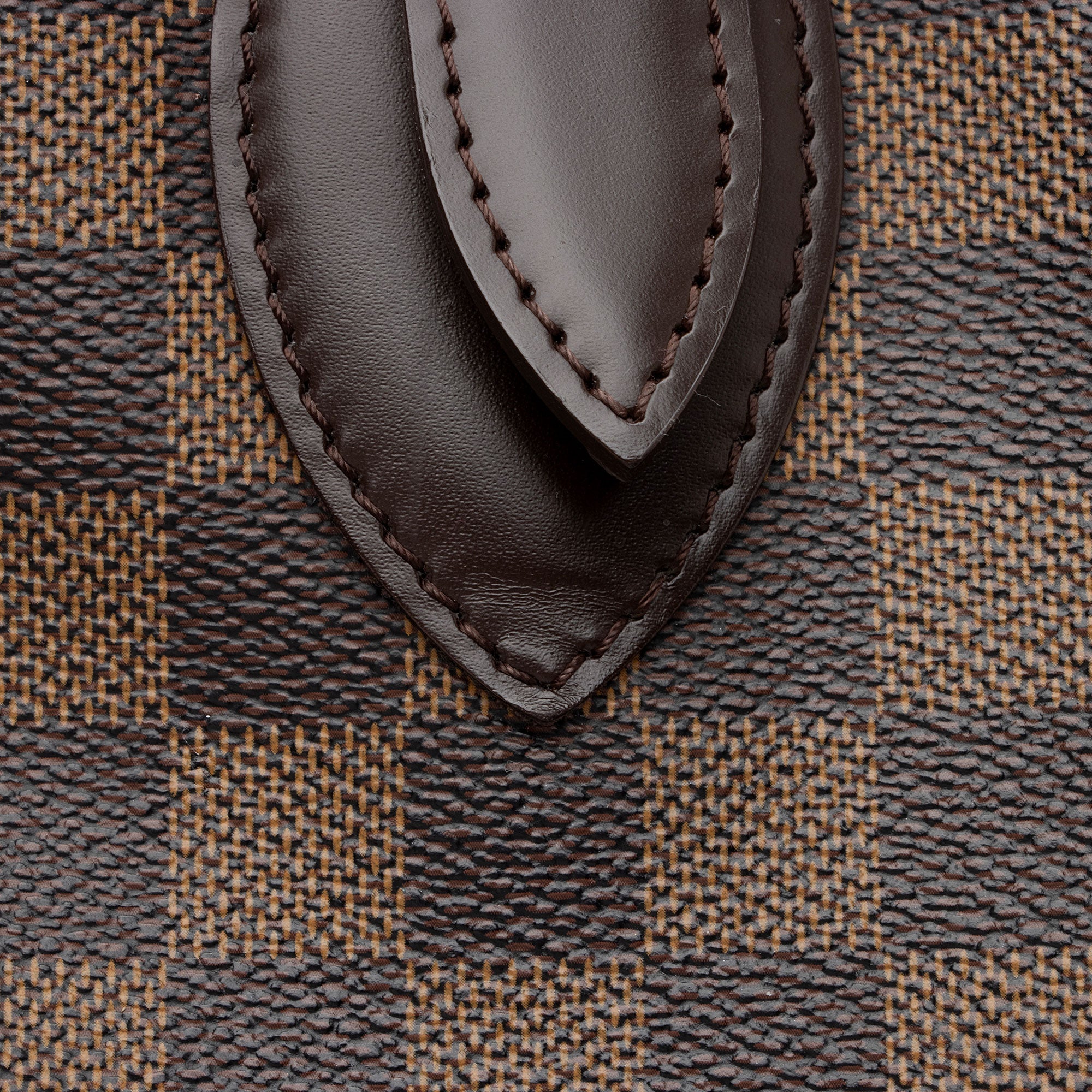 Louis Vuitton Damier Ebene Hampstead MM Tote (SHF-tcbGam)