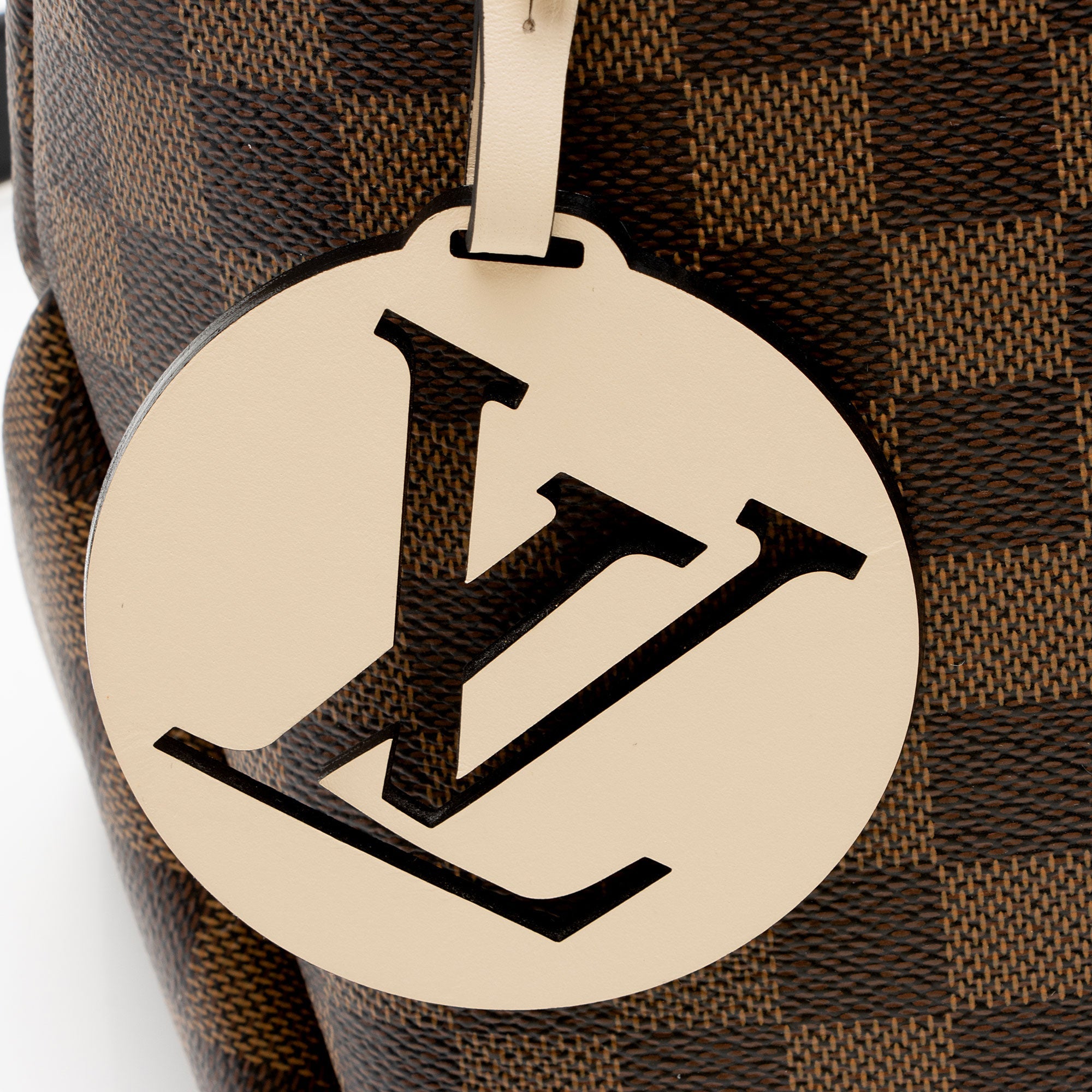 Louis Vuitton Damier Ebene Maida Hobo