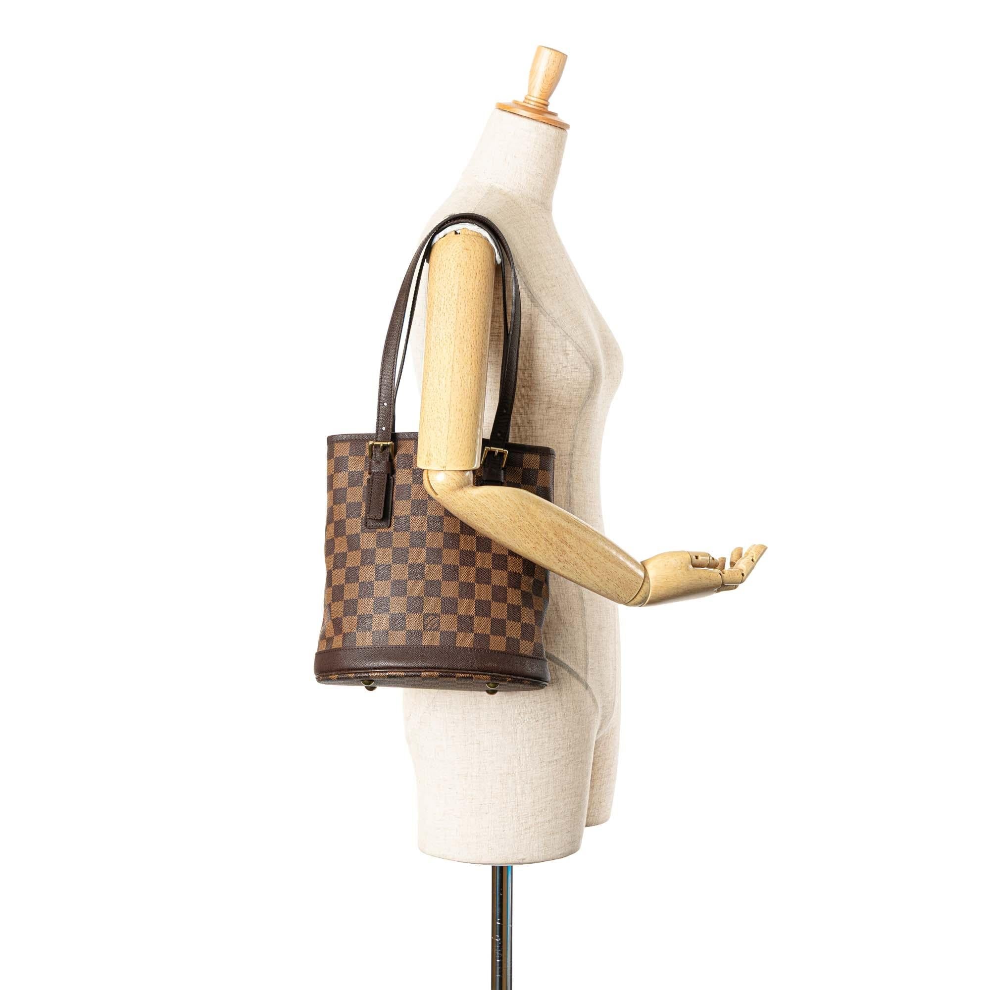 Louis Vuitton Damier Ebene Marais