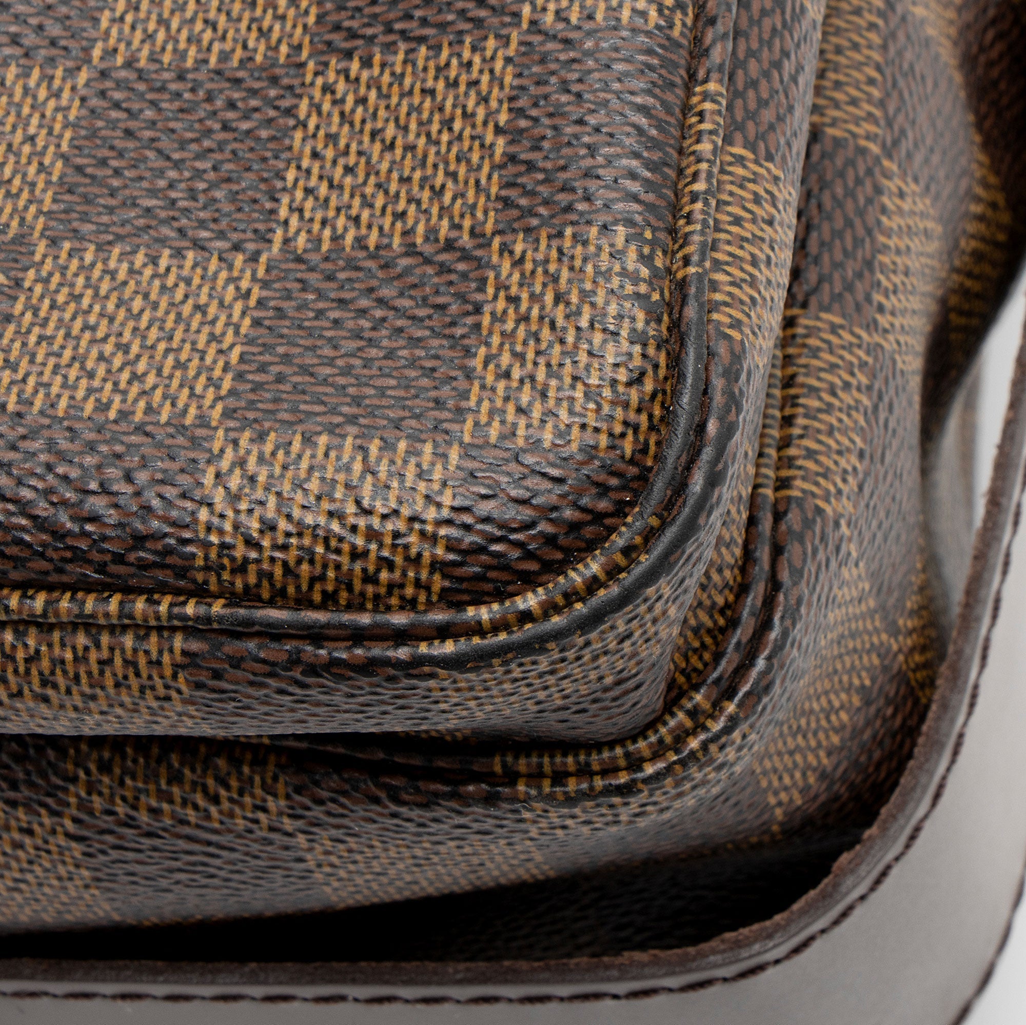 Louis Vuitton Damier Ebene Naviglio Messenger