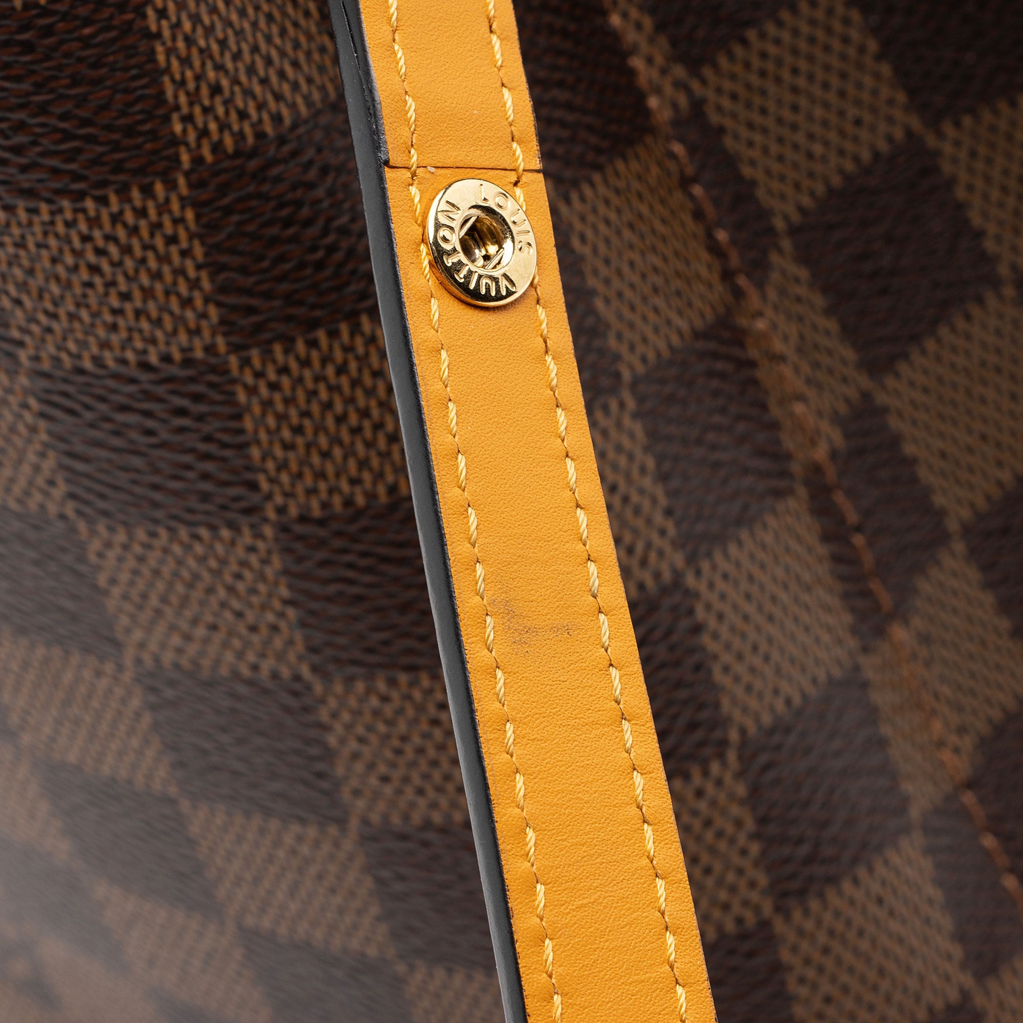 Louis Vuitton Damier Ebene Neonoe MM Shoulder Bag