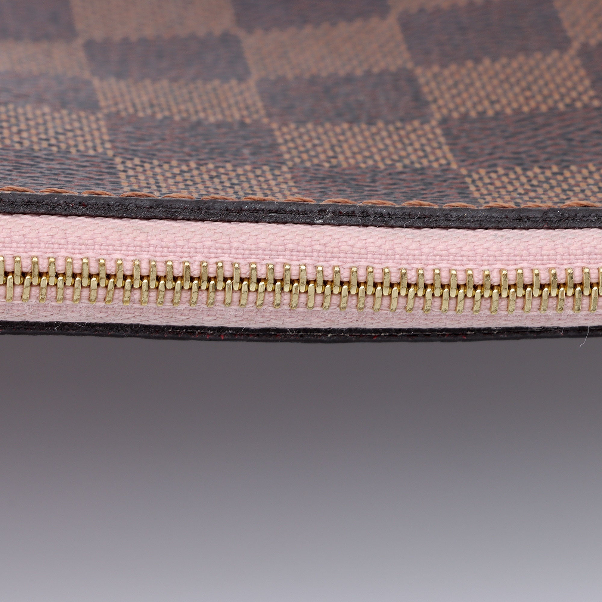 Louis Vuitton Damier Ebene Neverfull MM Pochette (SHF-OvClNn)